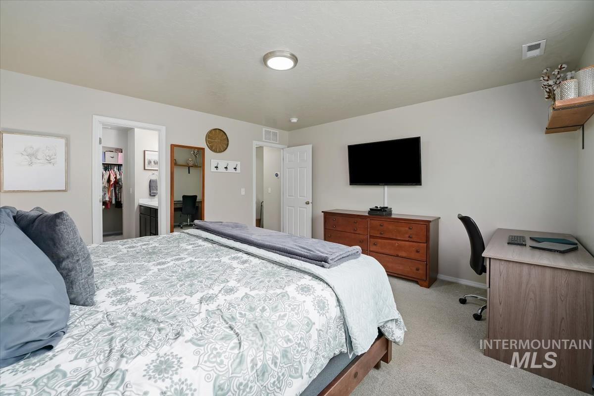 11555 Stockbridge Way Property Photo 24