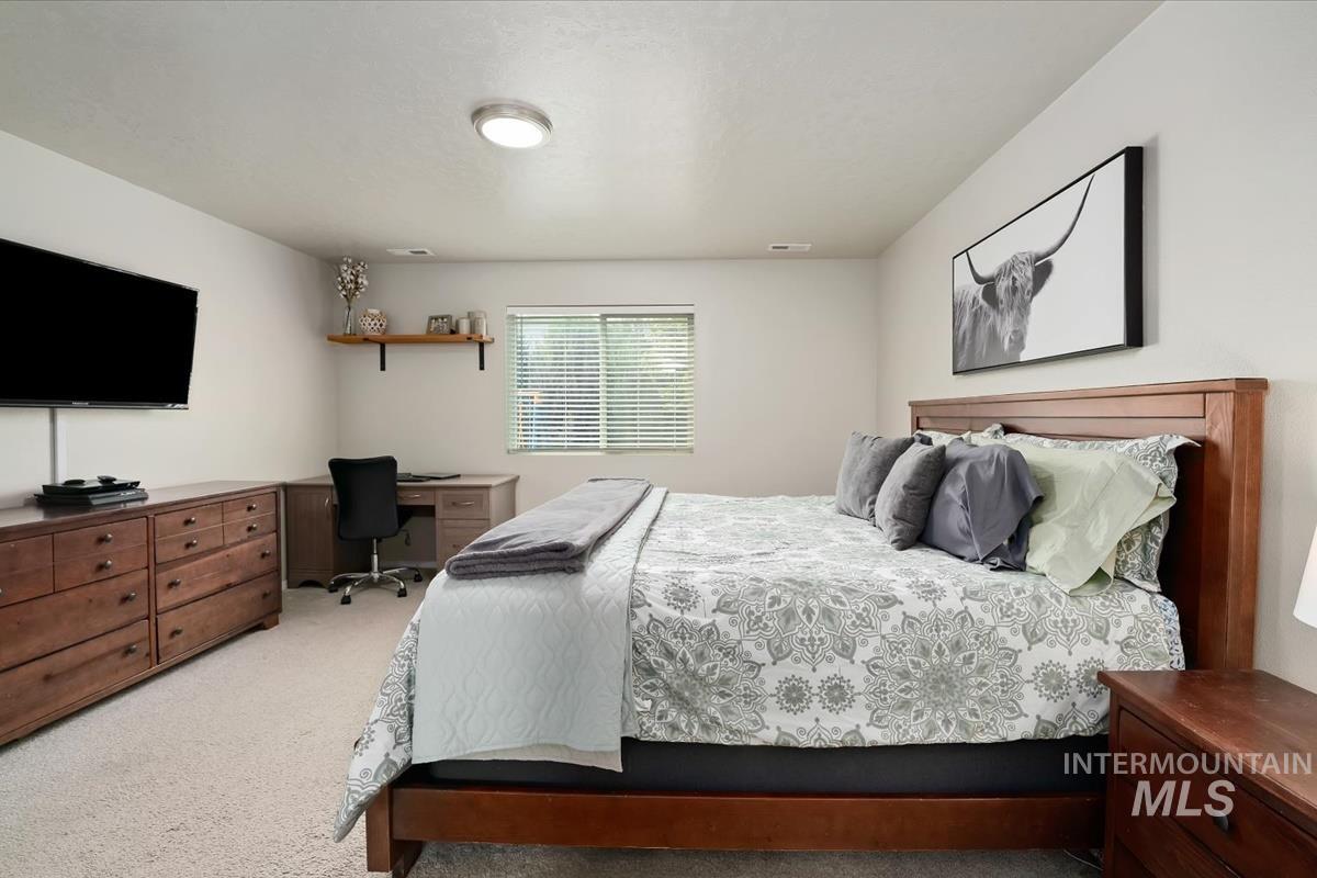 11555 Stockbridge Way Property Photo 25