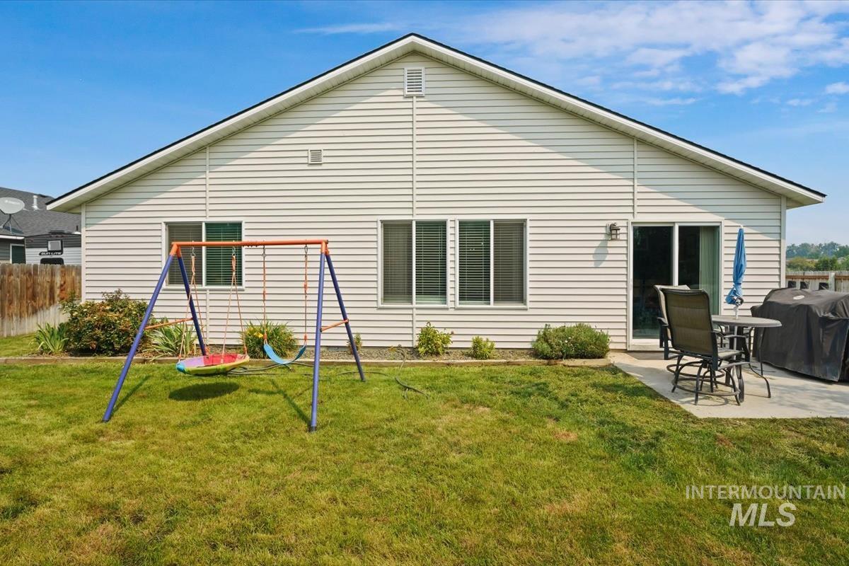 11555 Stockbridge Way Property Photo 32