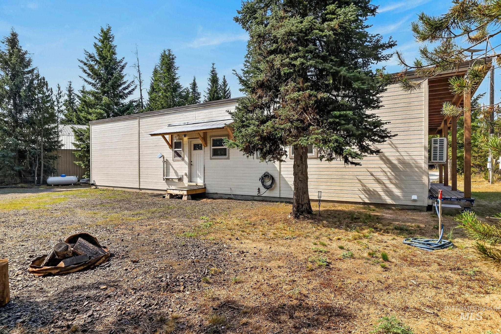 122 Forest Place Property Photo 38