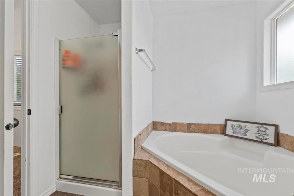 985 N Shadowridge Ave Property Photo 23