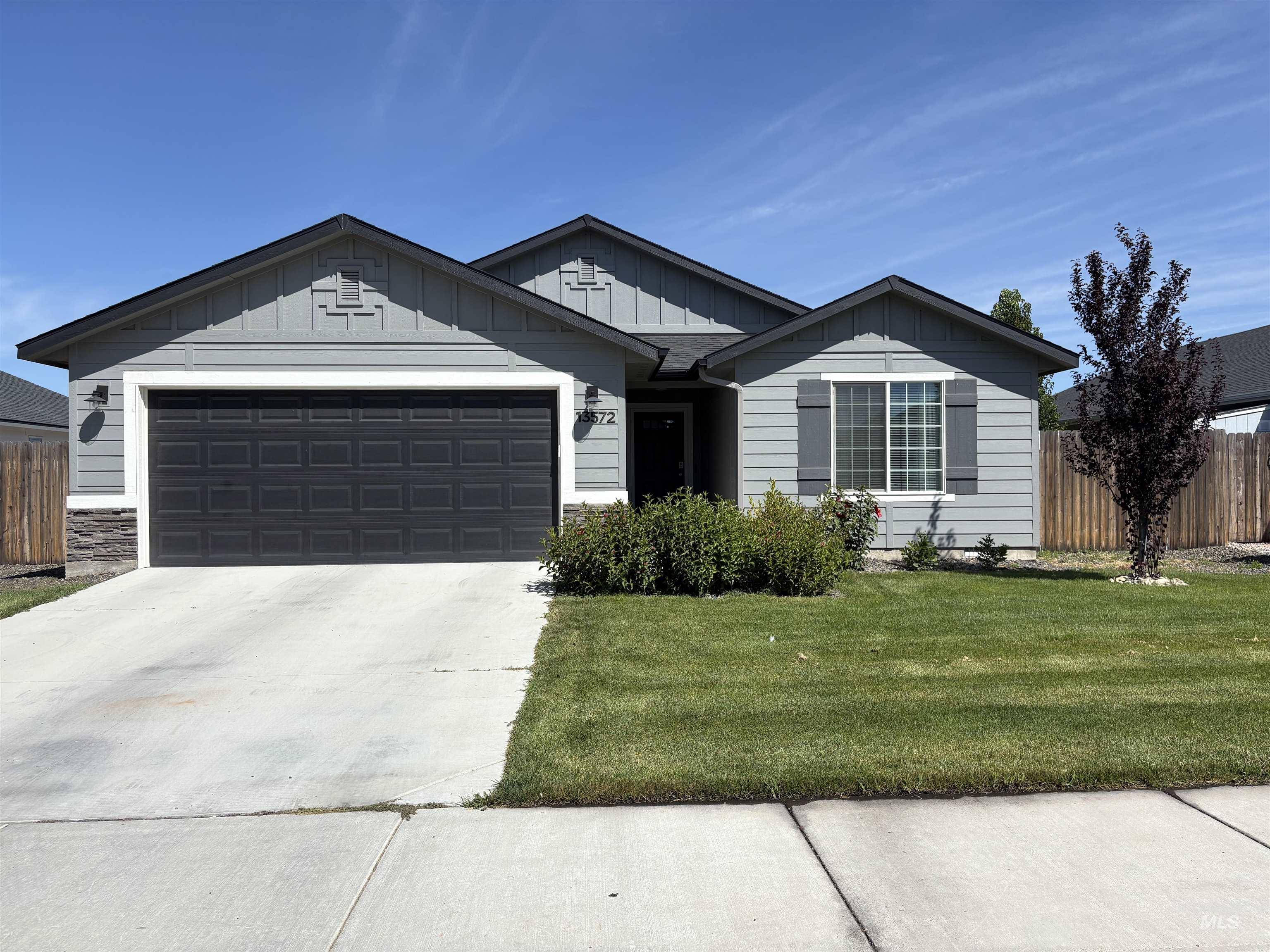 13572 Beatty St Property Photo 1