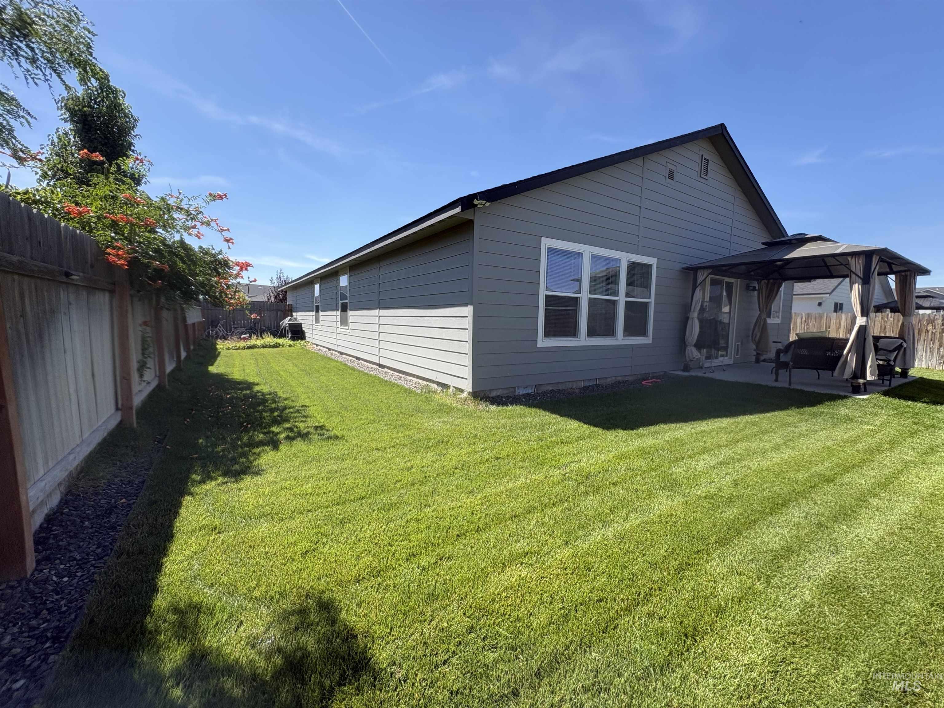 13572 Beatty St Property Photo 20
