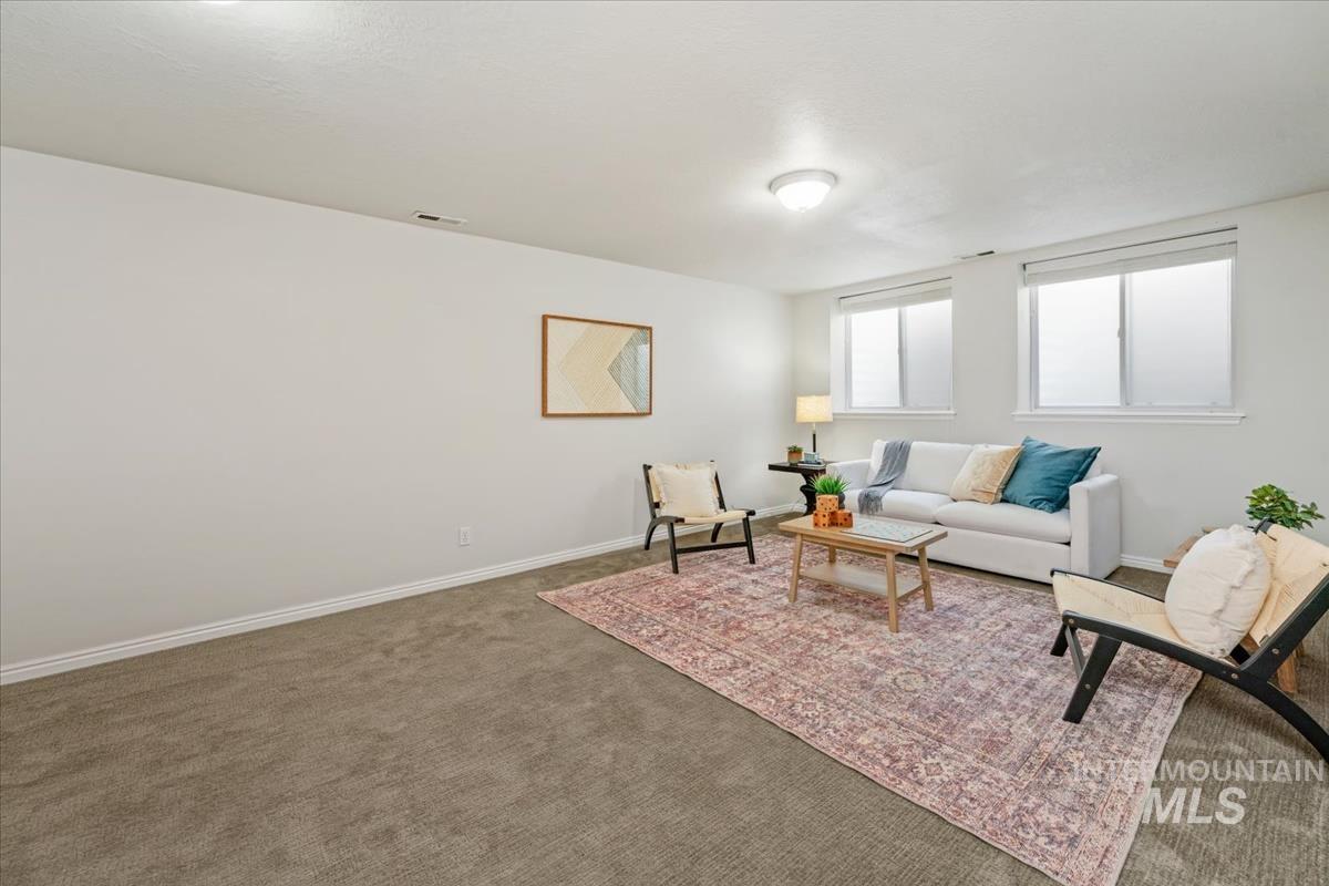 6252 N Royal Park Ave Property Photo 33
