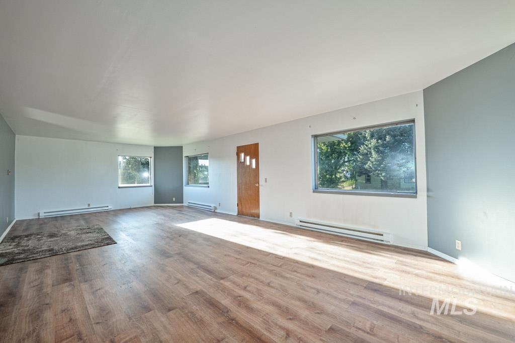 308 E Church Street Property Photo 2