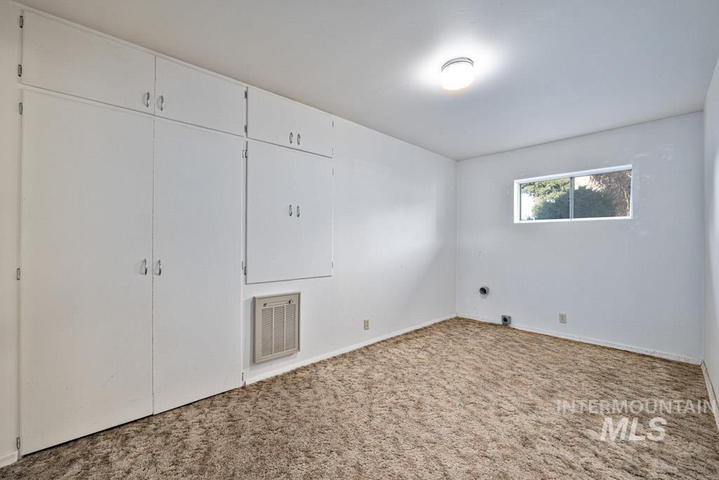 308 E Church Street Property Photo 7