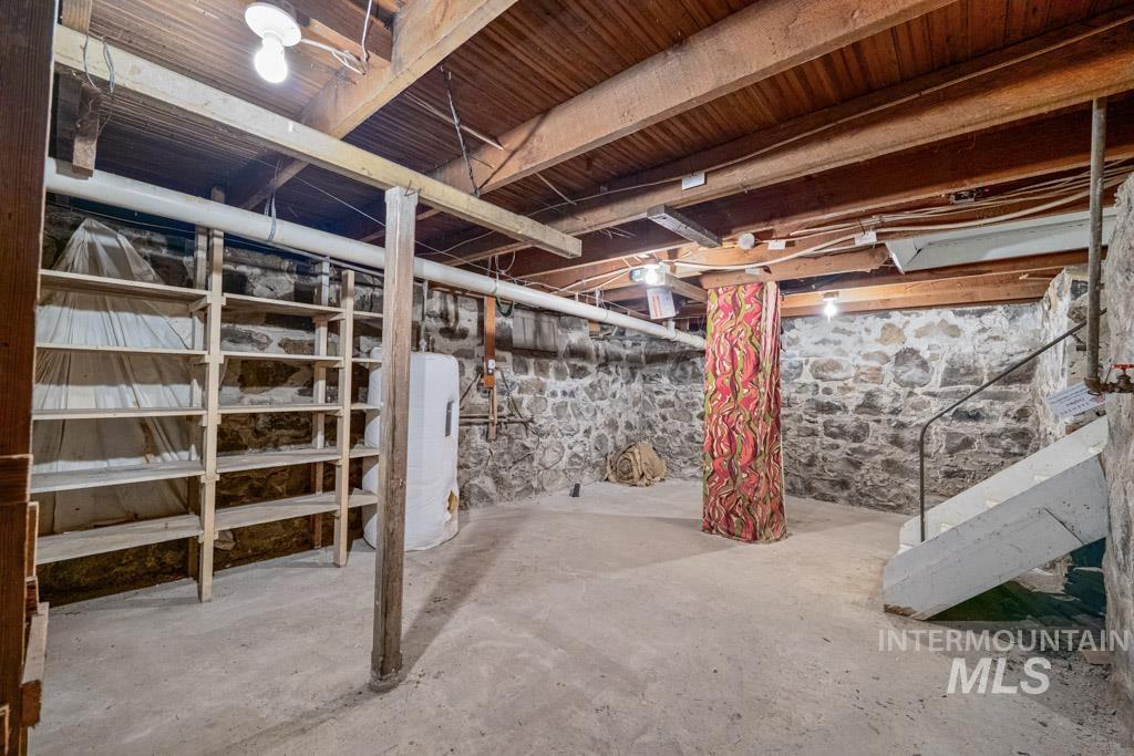 308 E Church Street Property Photo 13