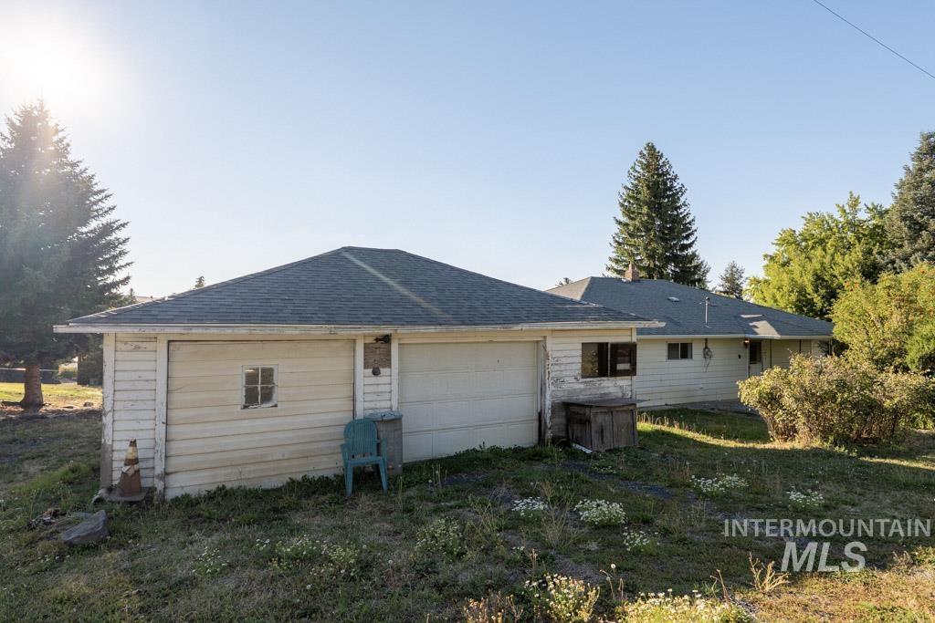308 E Church Street Property Photo 28