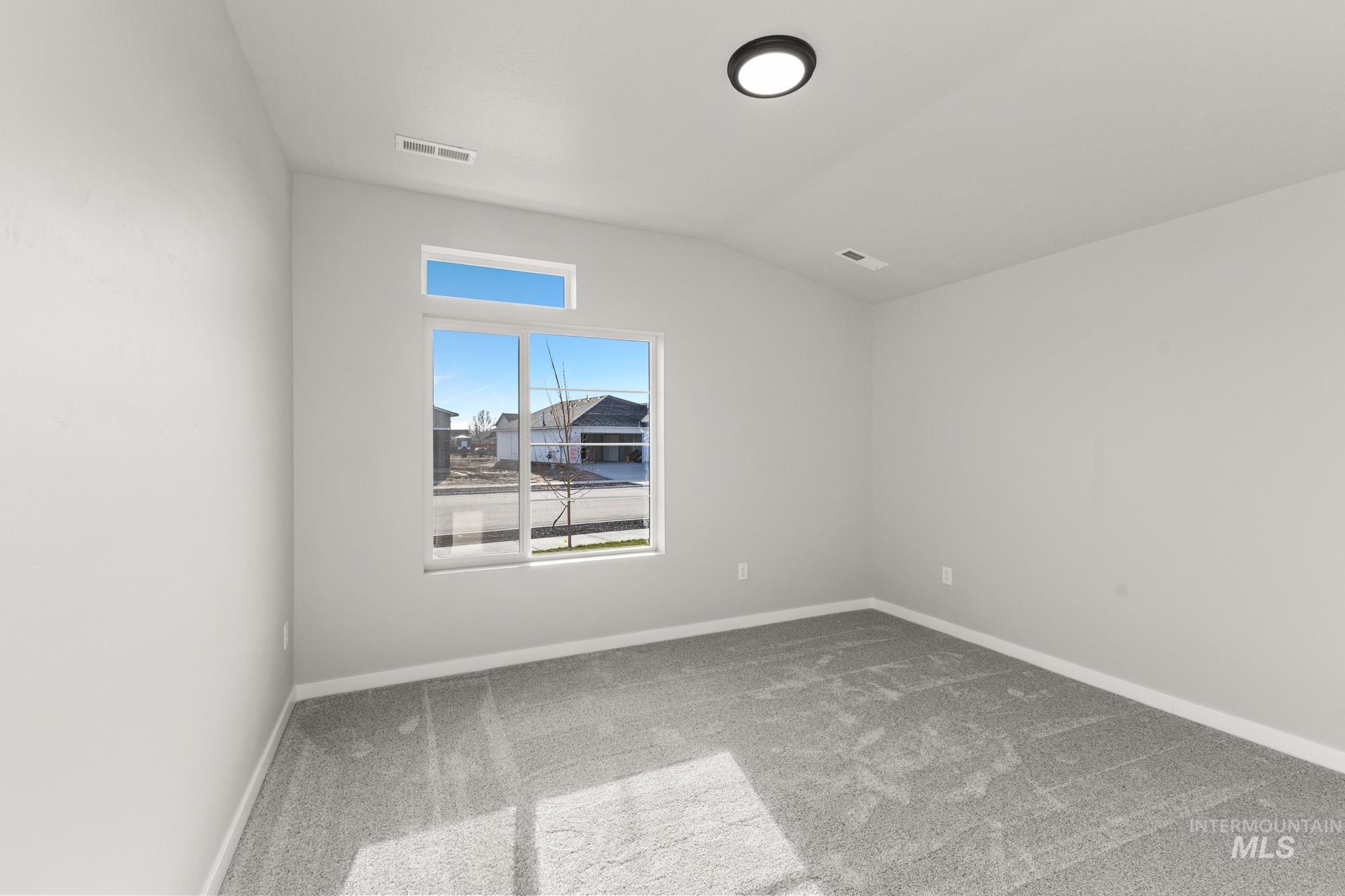 653 W Novak Dr Property Photo 13