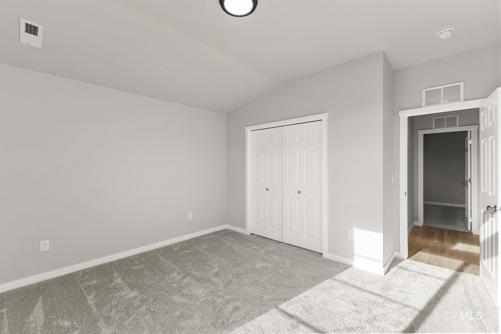 653 W Novak Dr Property Photo 14