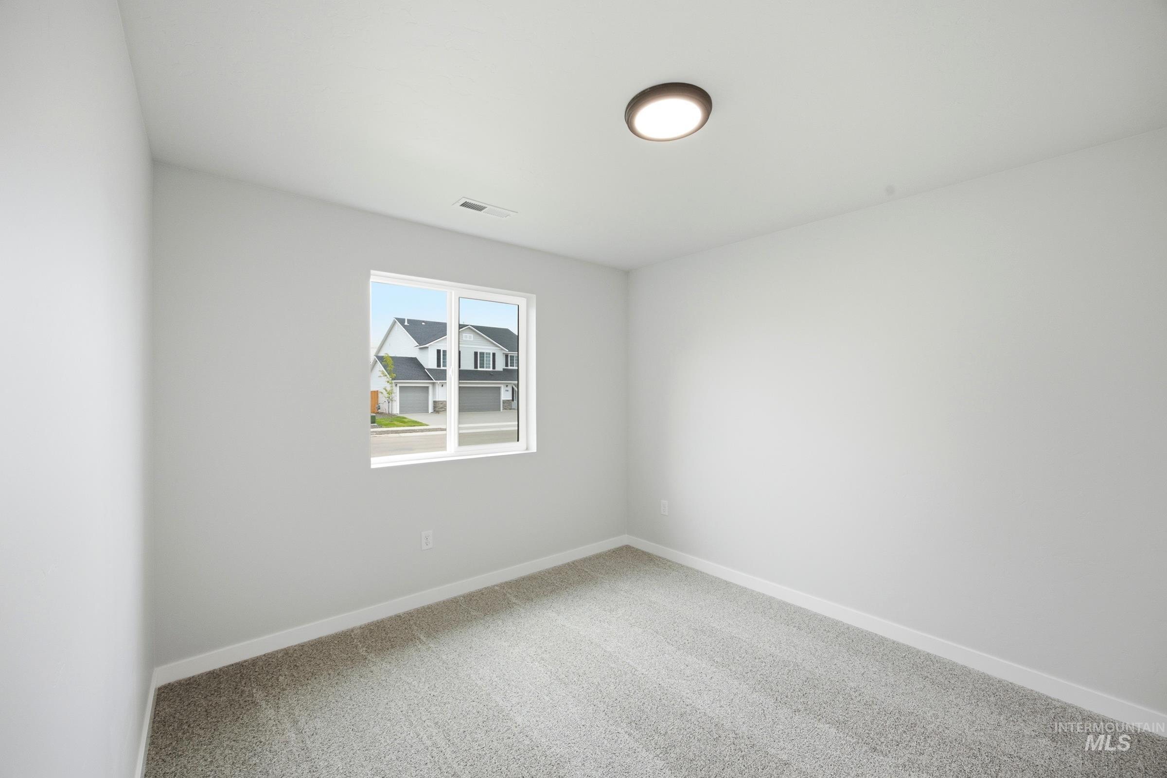 431 Aplomado Ct Property Photo 13