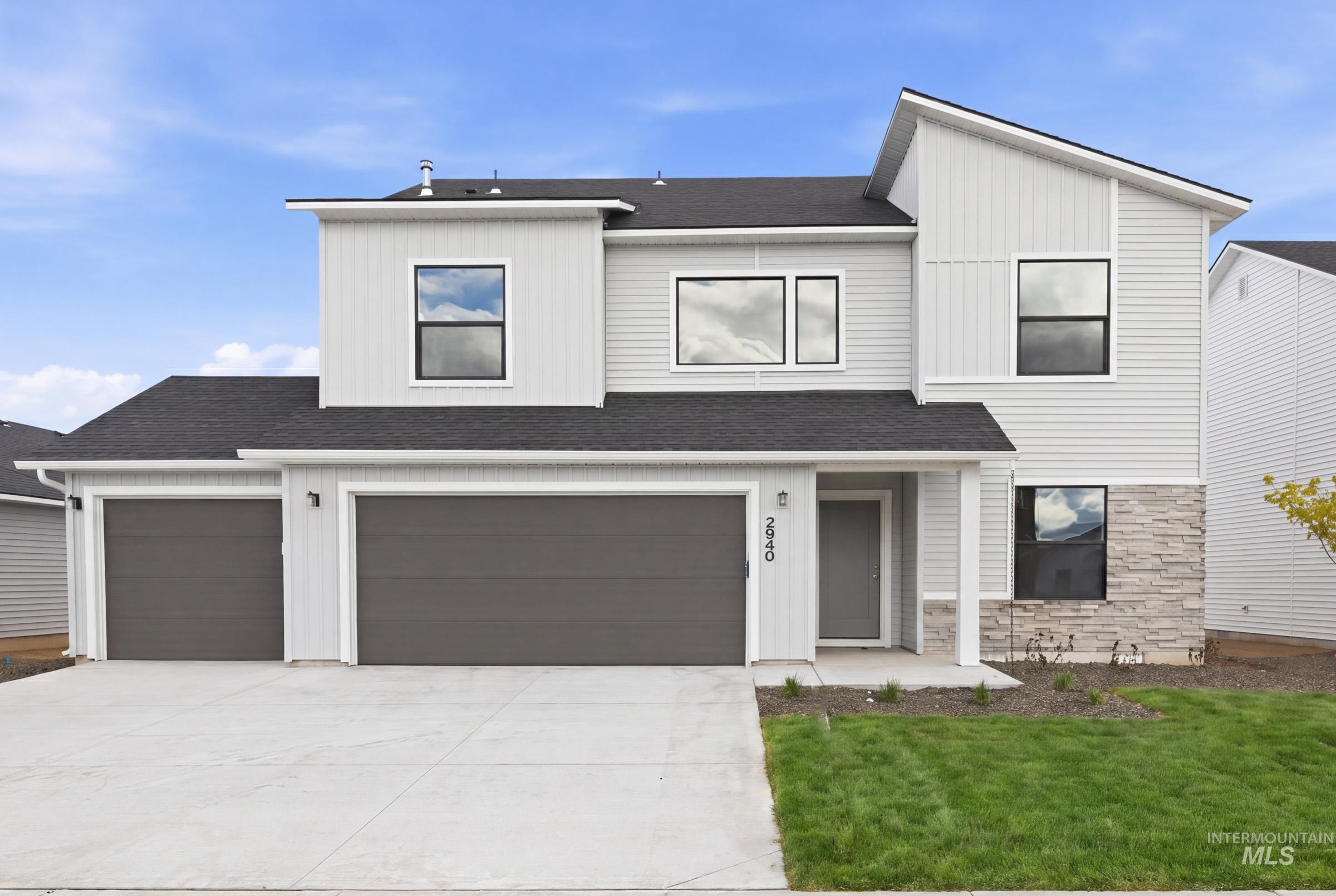 1751 Gyrfalcon St Property Photo 1