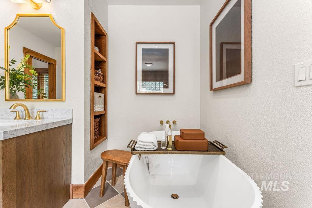 3057 E Nature Dr Property Photo 28