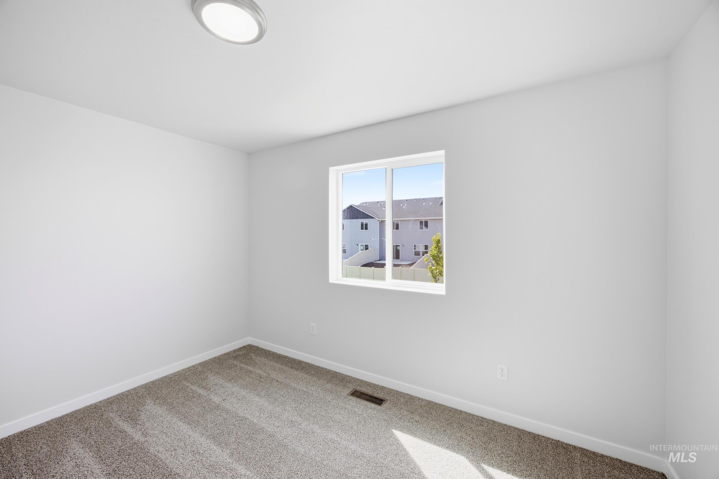10831 Greensboro St Property Photo 12