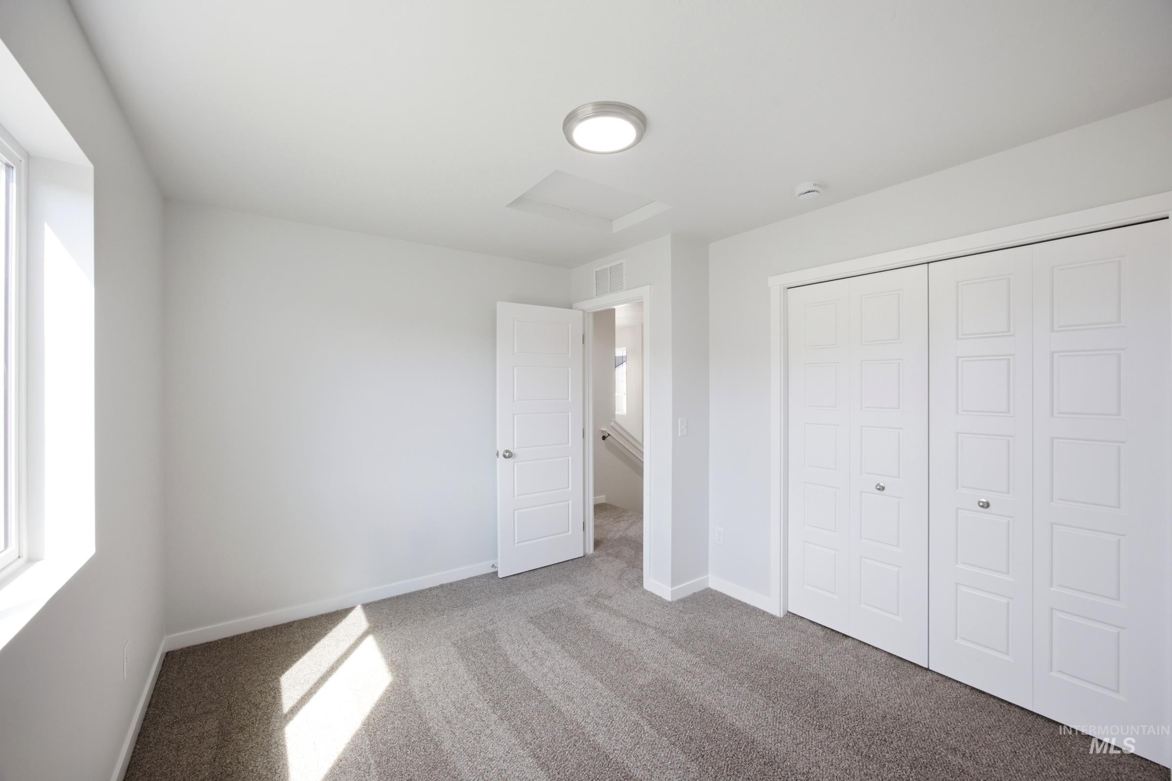 10831 Greensboro St Property Photo 13