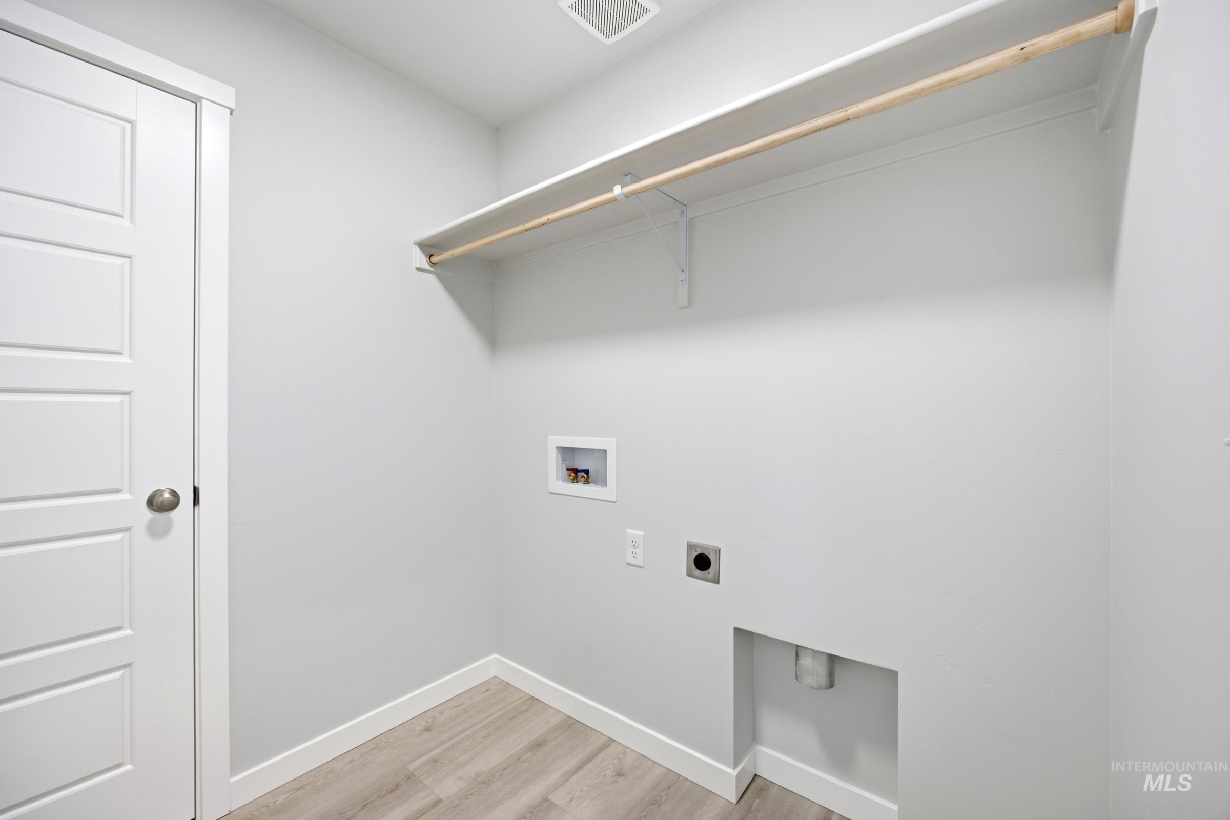 10831 Greensboro St Property Photo 15