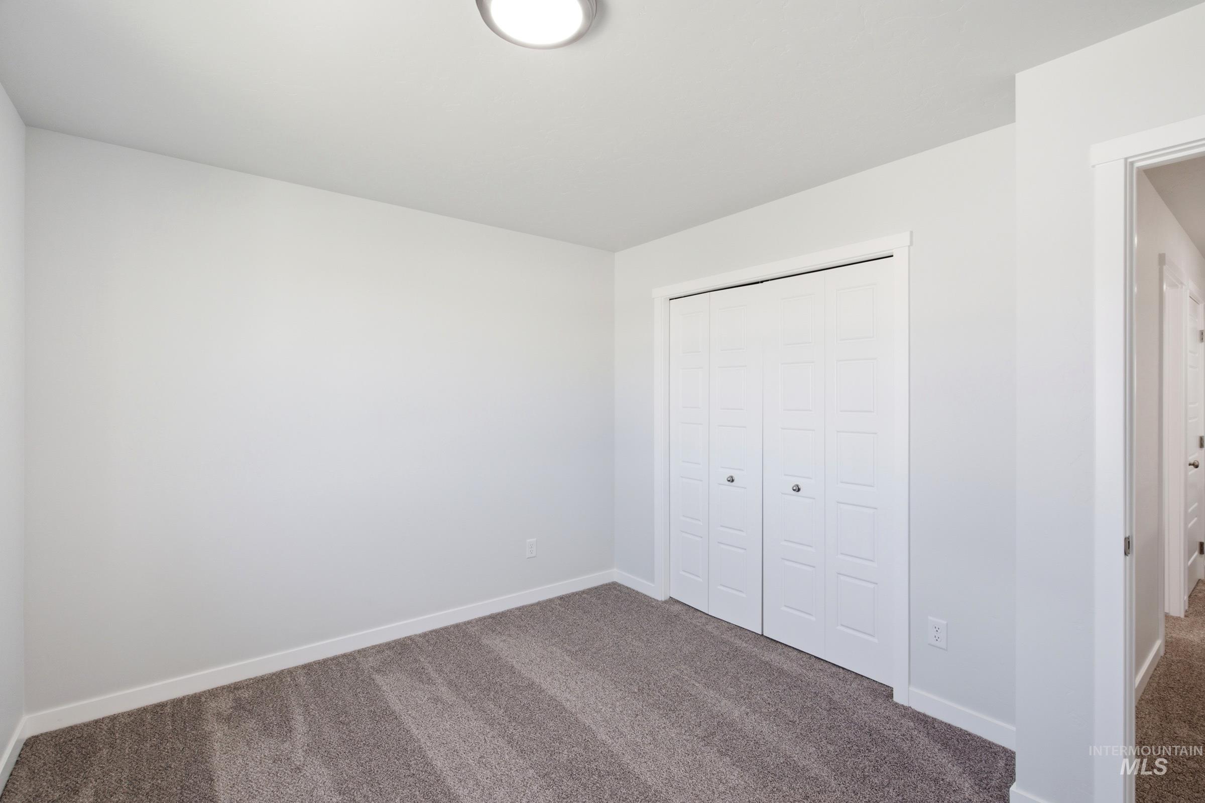 10821 Greensboro St Property Photo 16