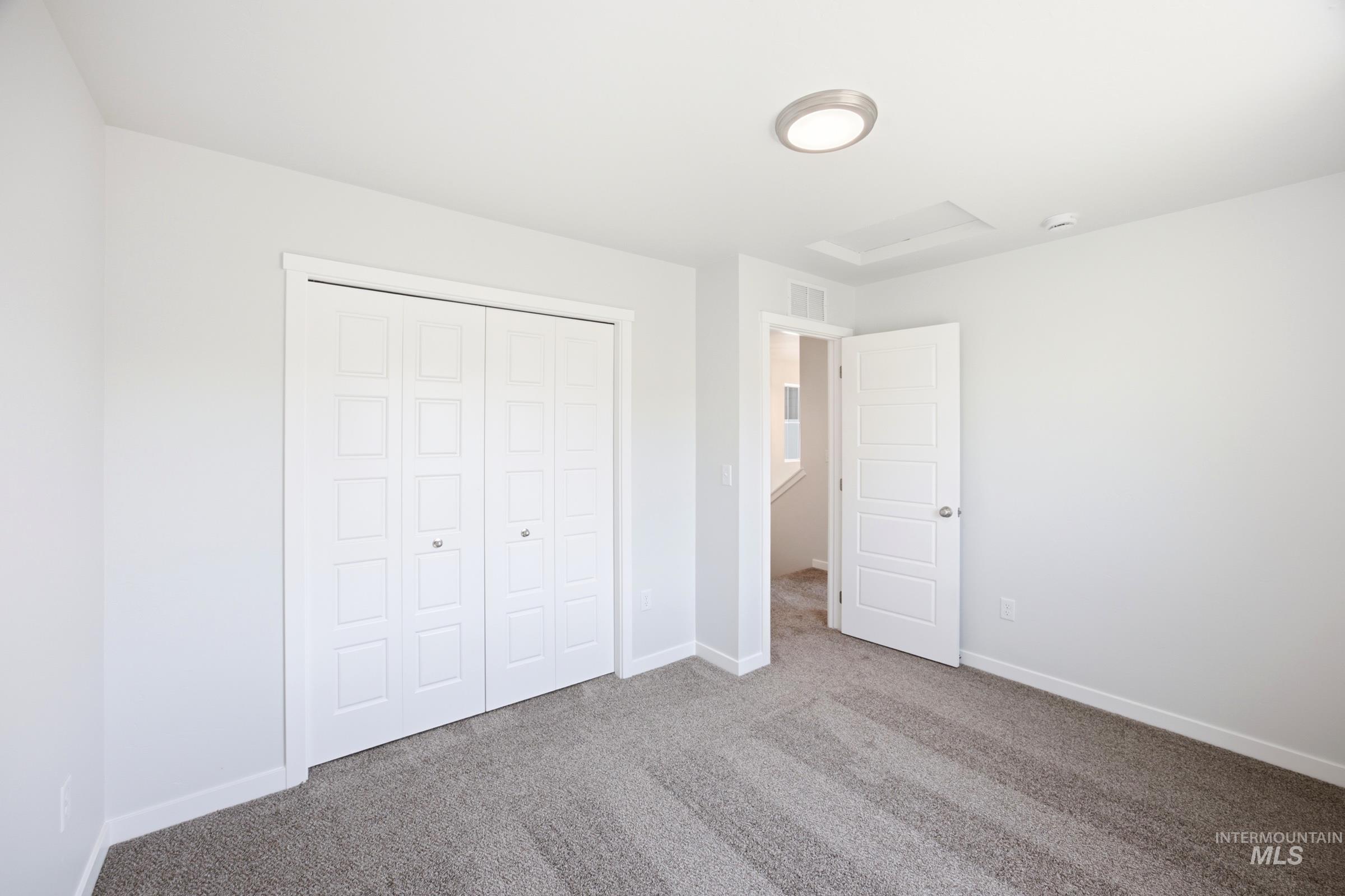10815 Greensboro St Property Photo 13