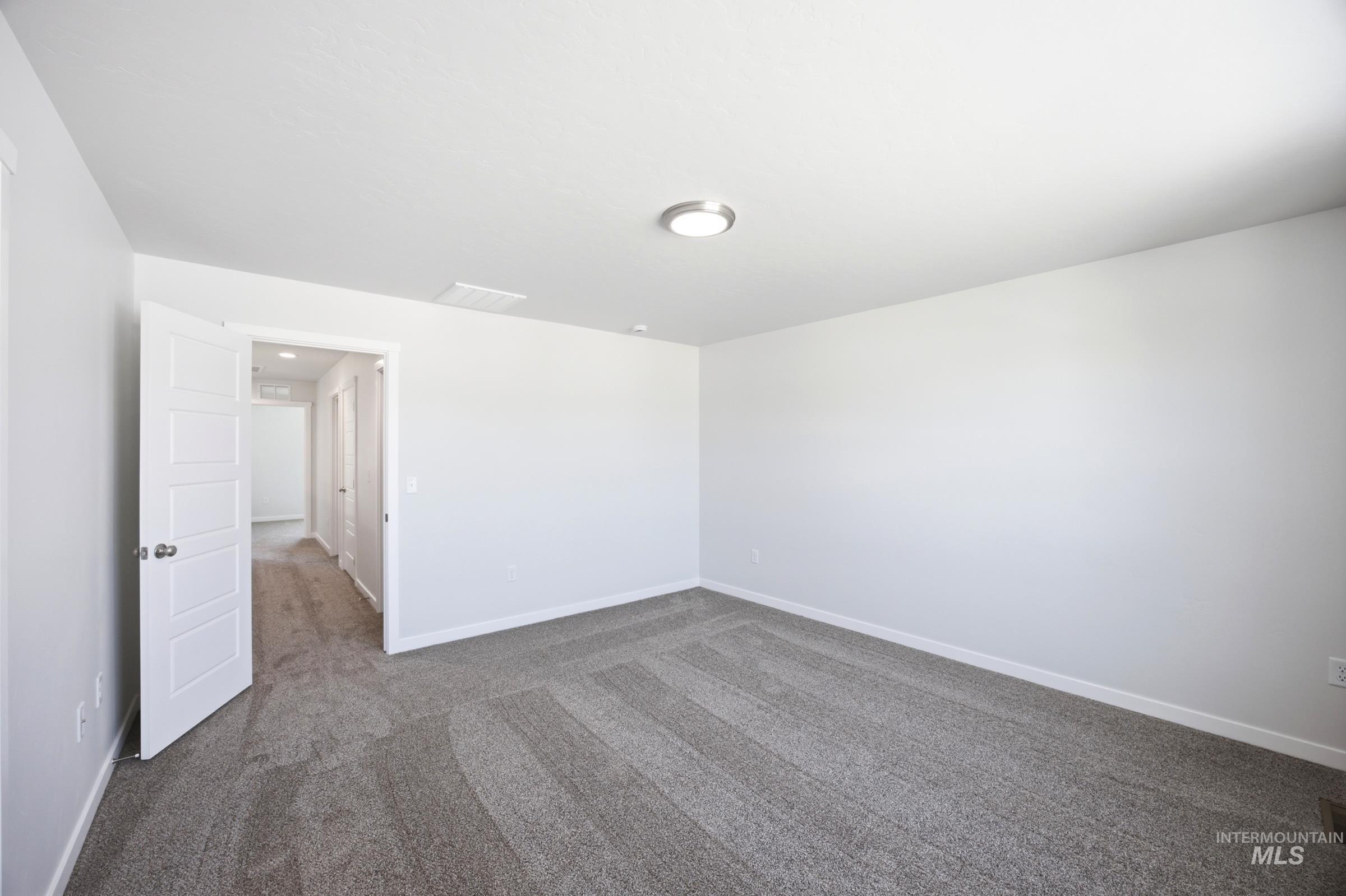 10815 Greensboro St Property Photo 17