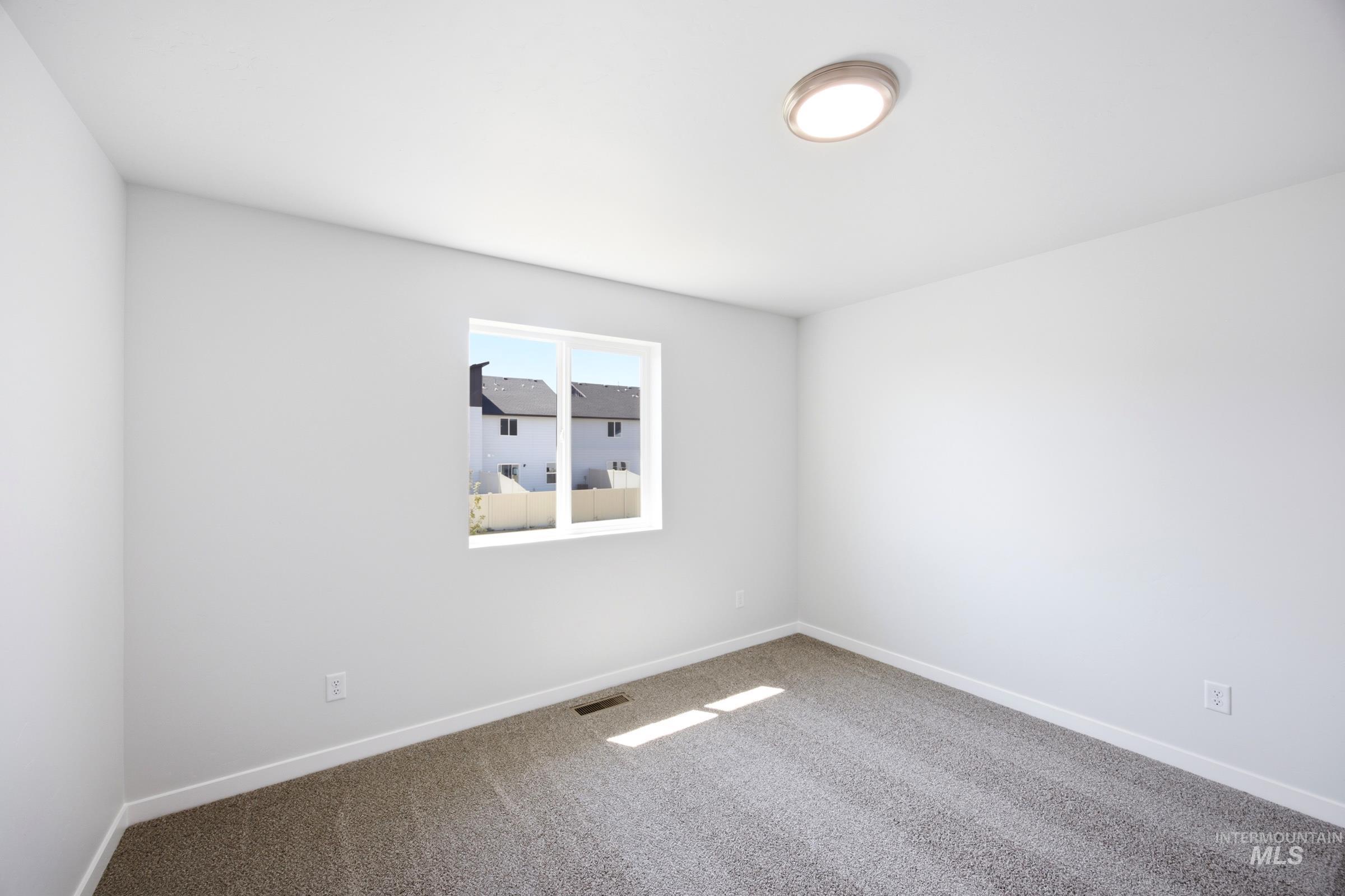 10793 Greensboro St Property Photo 12