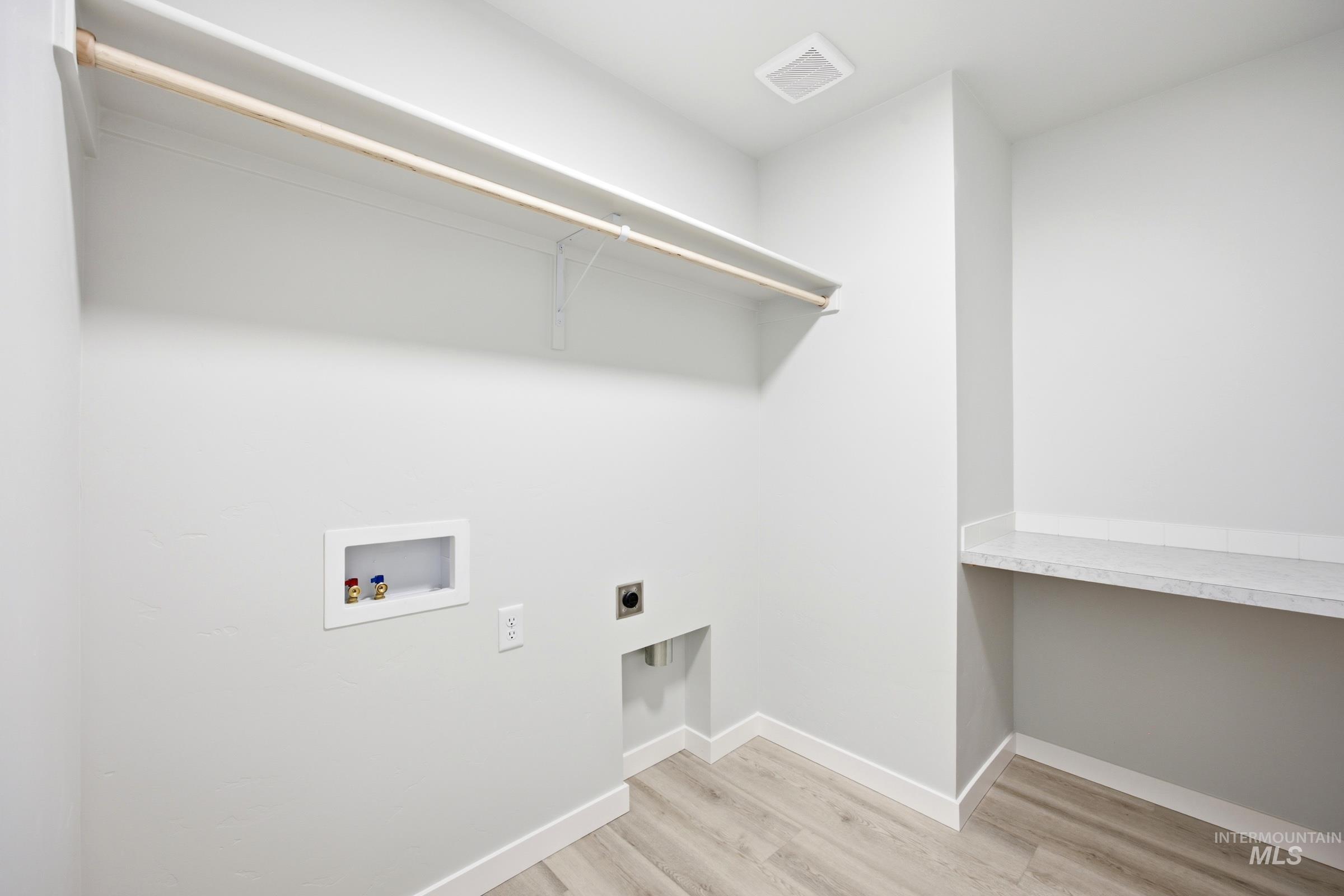 10793 Greensboro St Property Photo 15