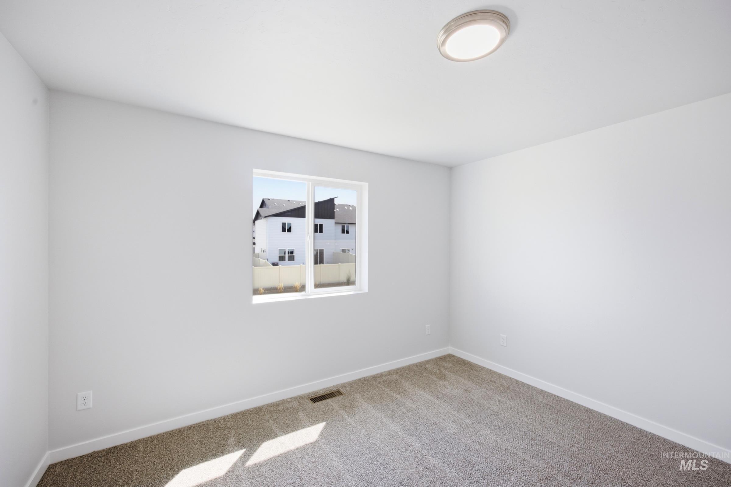 10787 Greensboro St Property Photo 10