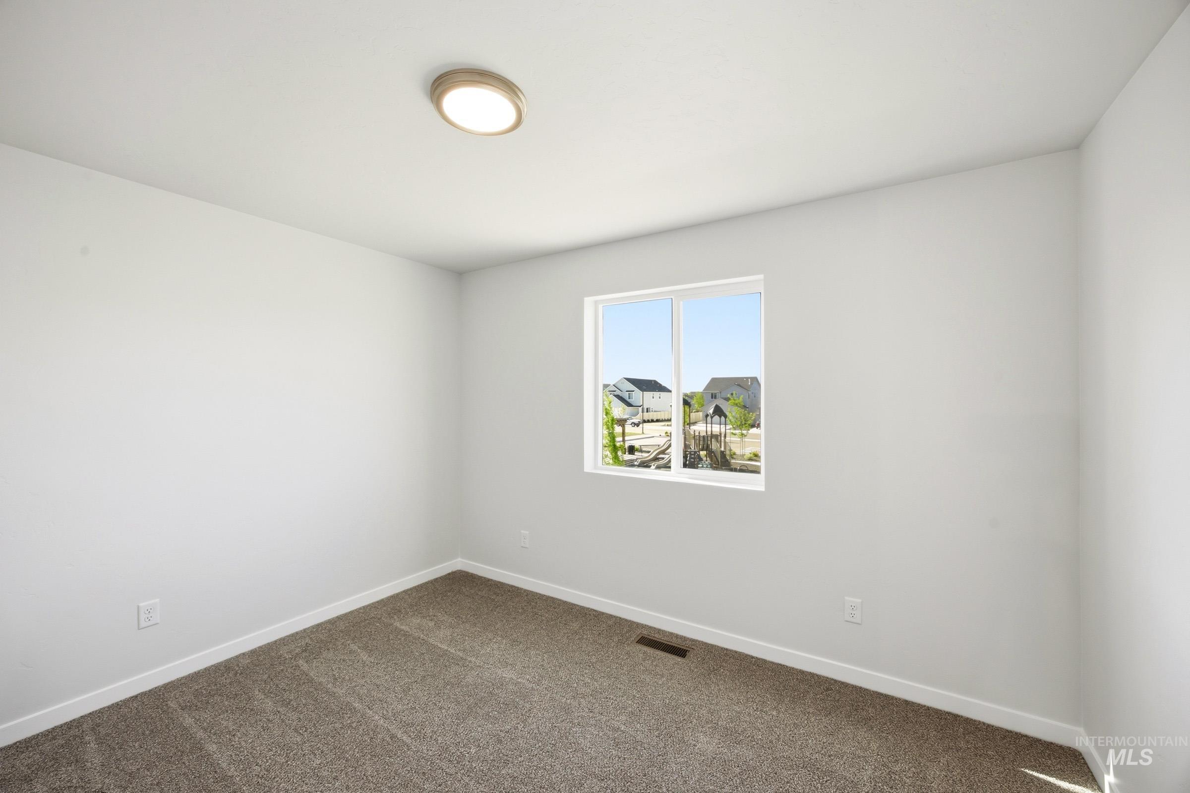 10781 Greensboro St Property Photo 12