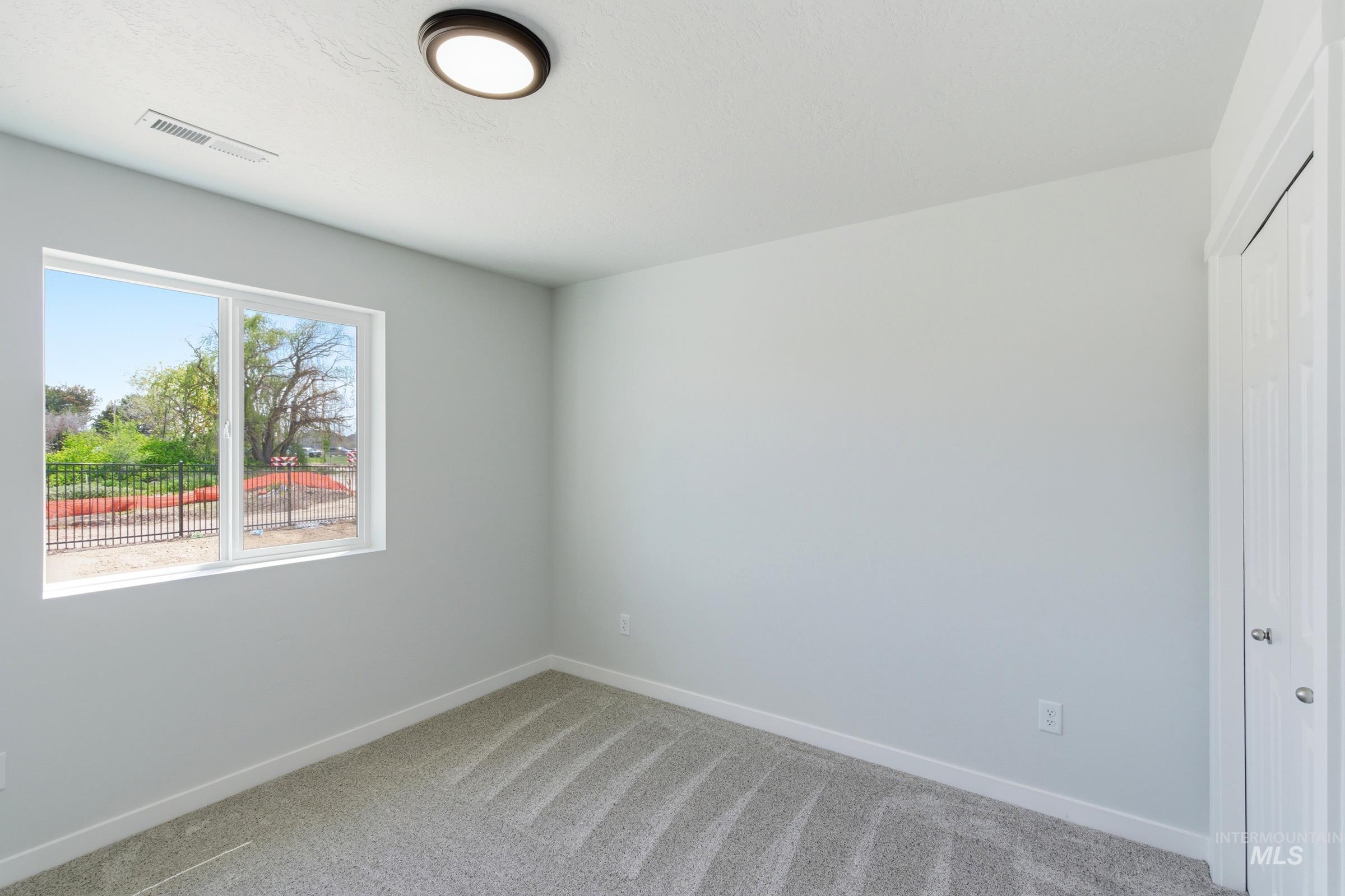 1709 Dyer St Property Photo 17