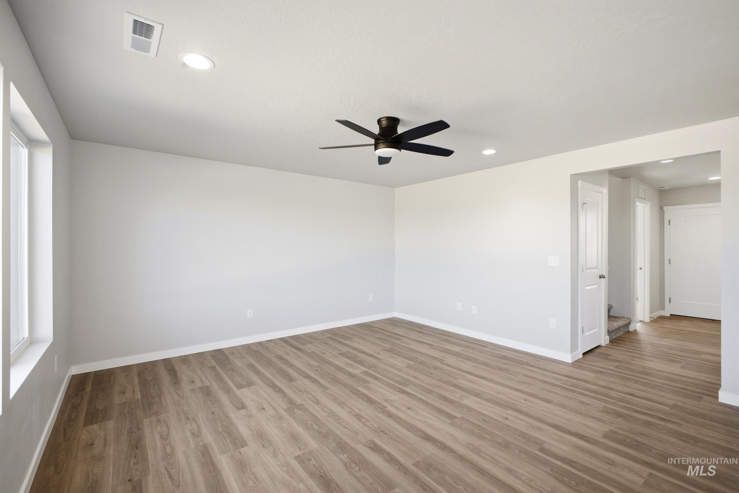3168 W Animas Creek Dr Property Photo 8