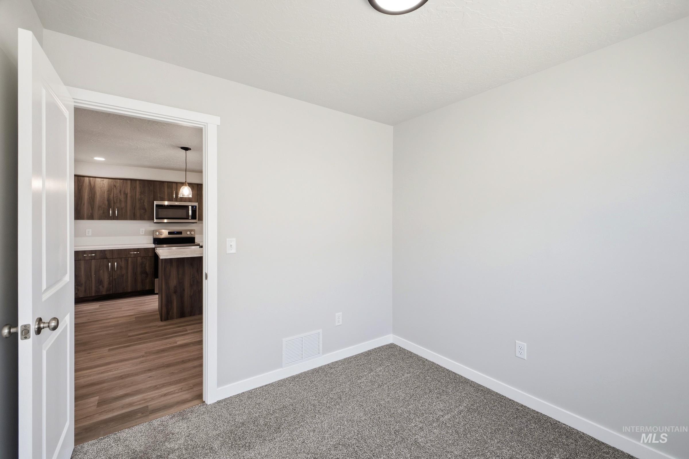 3177 W Animas Creek Dr Property Photo 12