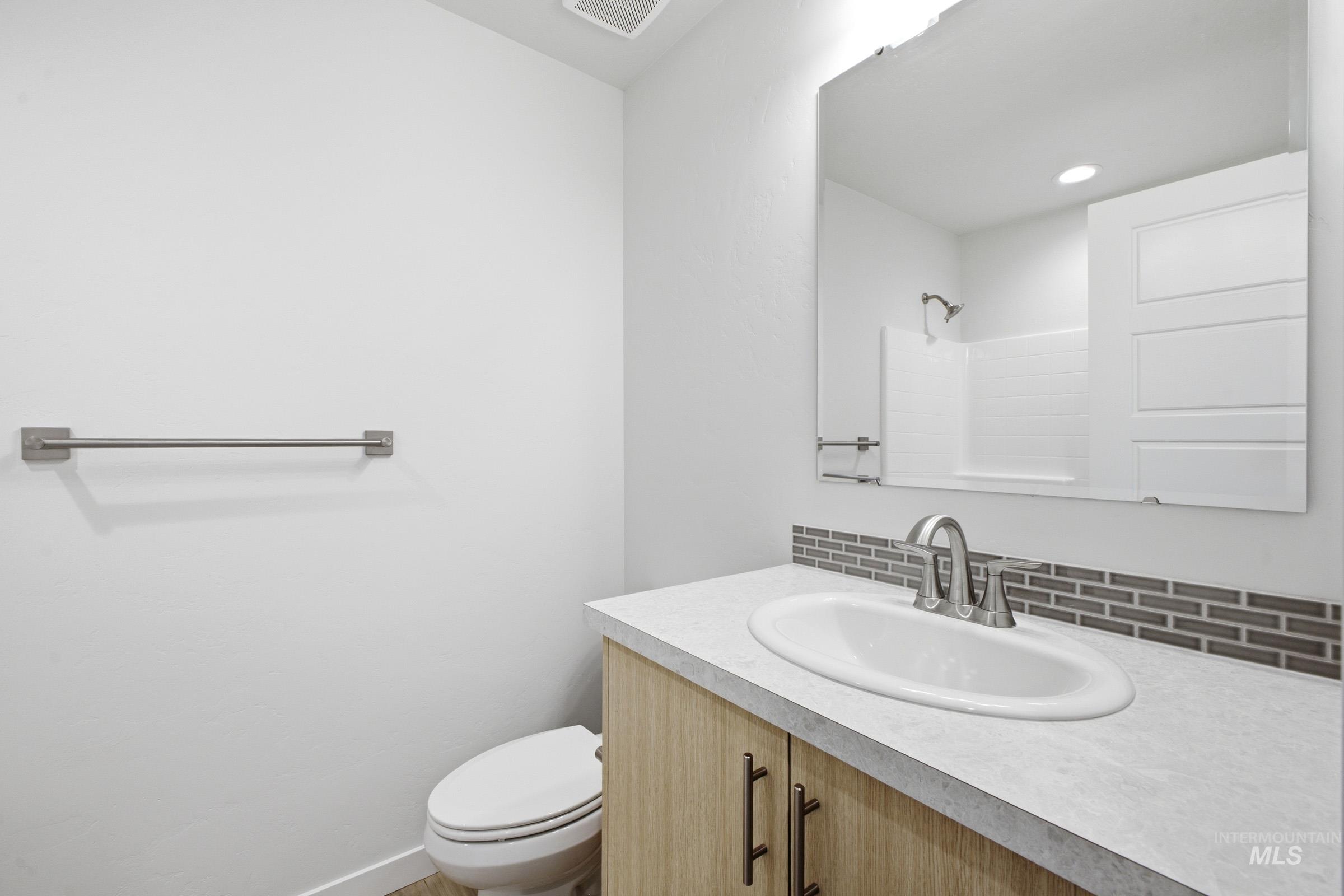 2381 W Red Jasper Dr Property Photo 8