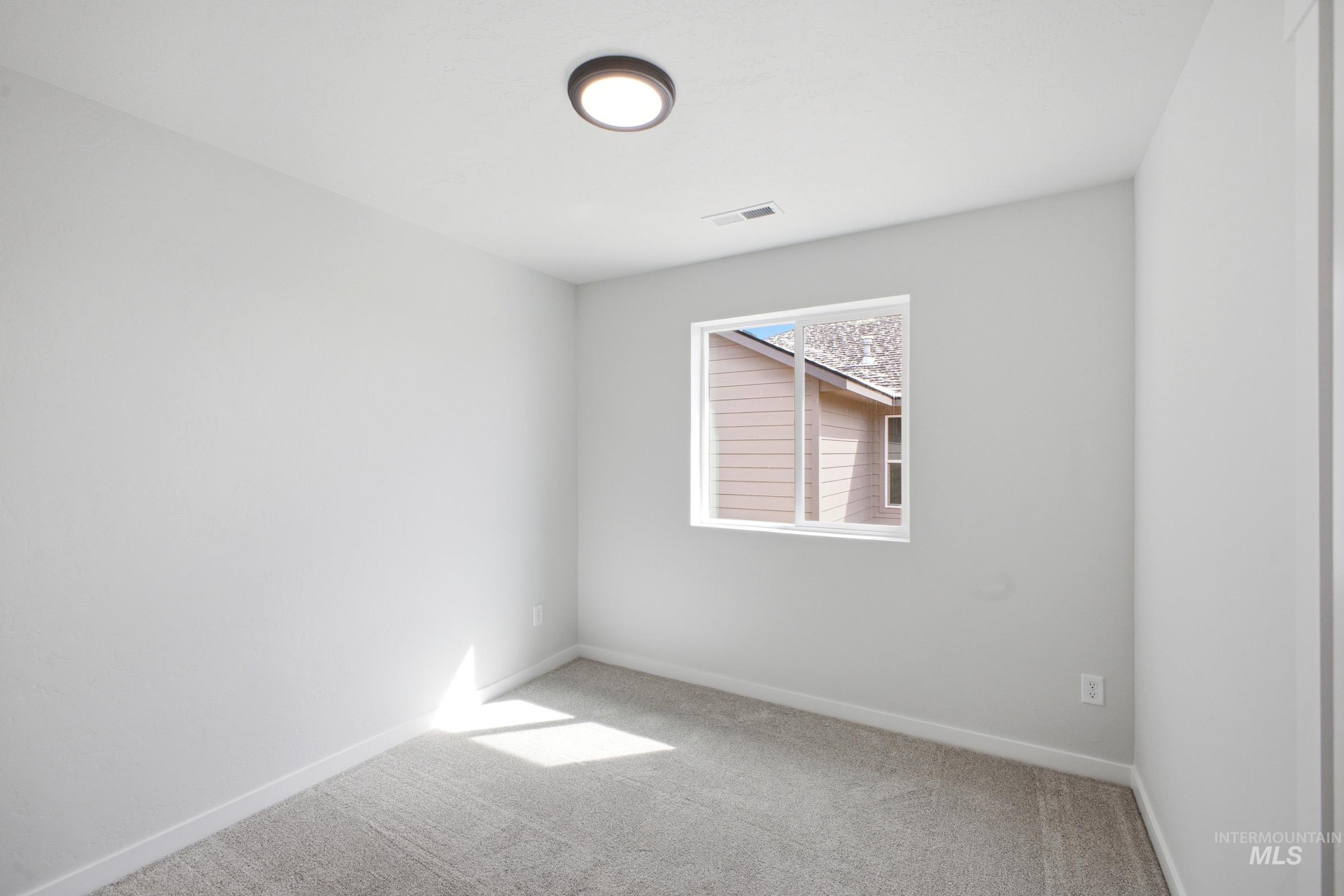 2381 W Red Jasper Dr Property Photo 10