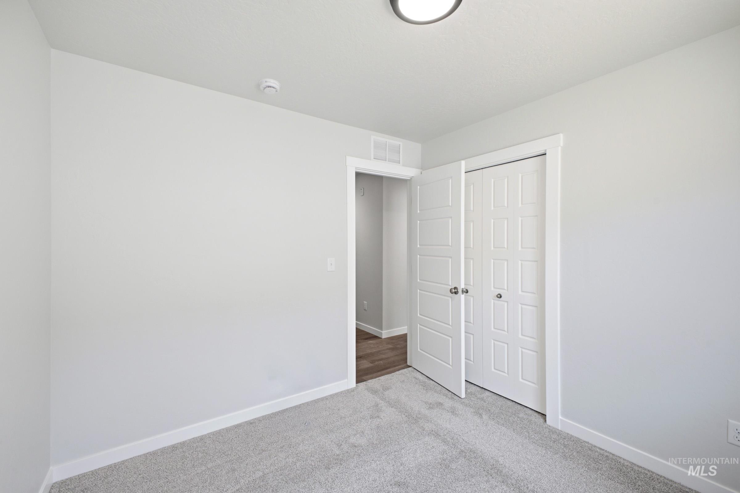 2381 W Red Jasper Dr Property Photo 11