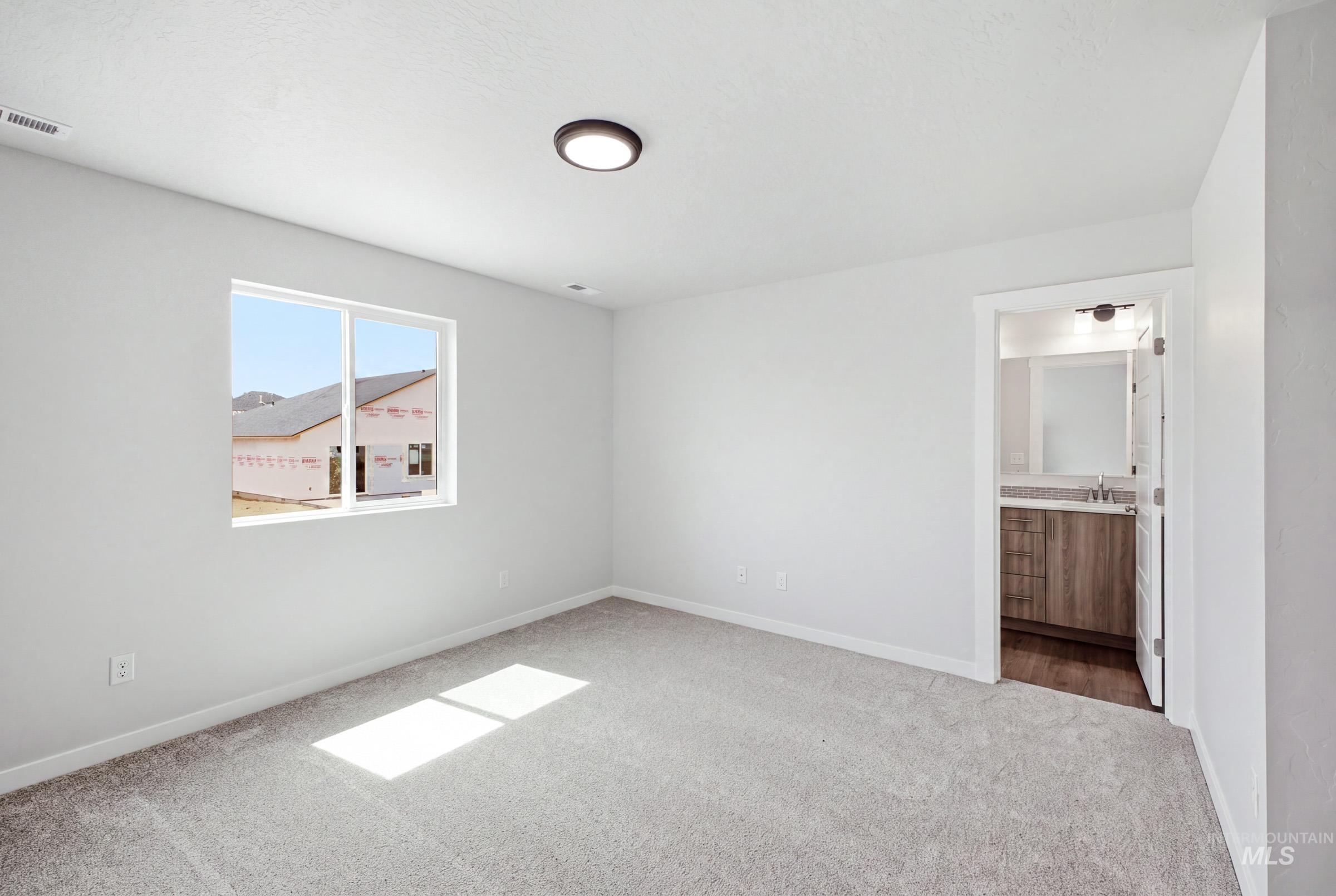 2381 W Red Jasper Dr Property Photo 13