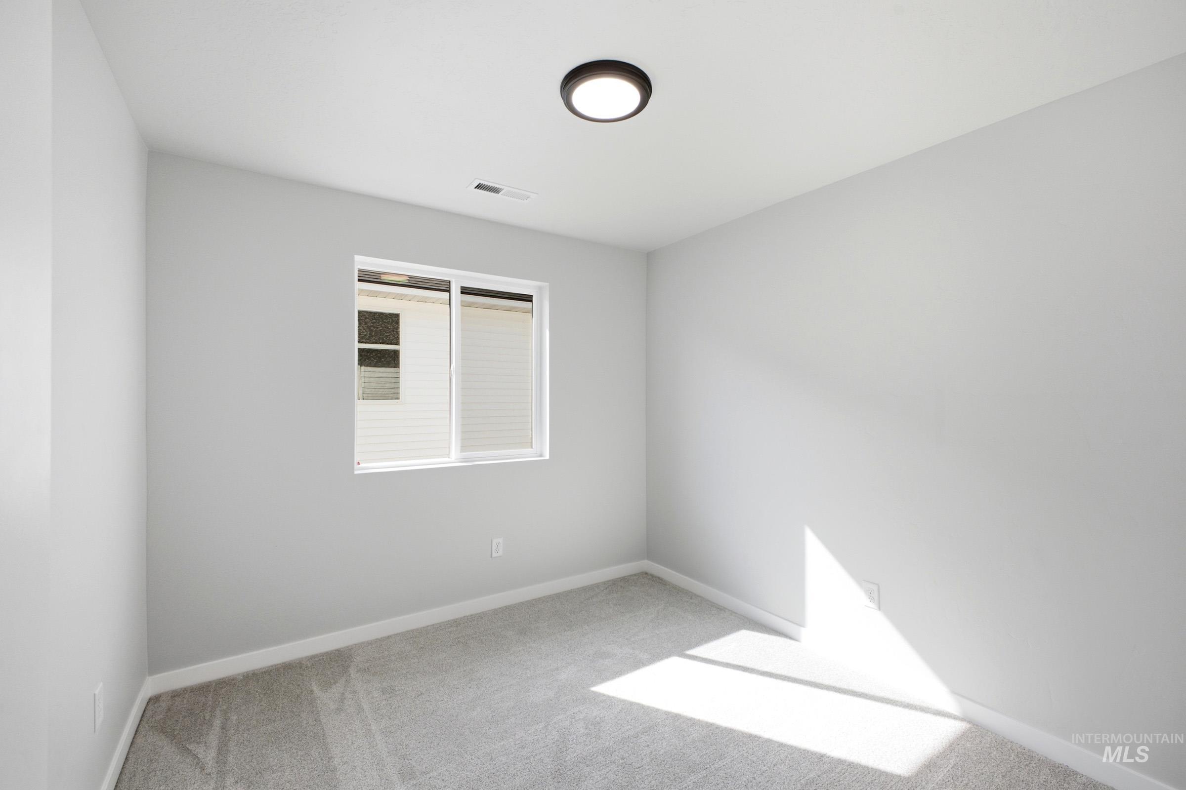 2550 W Tar Sands Dr Property Photo 10