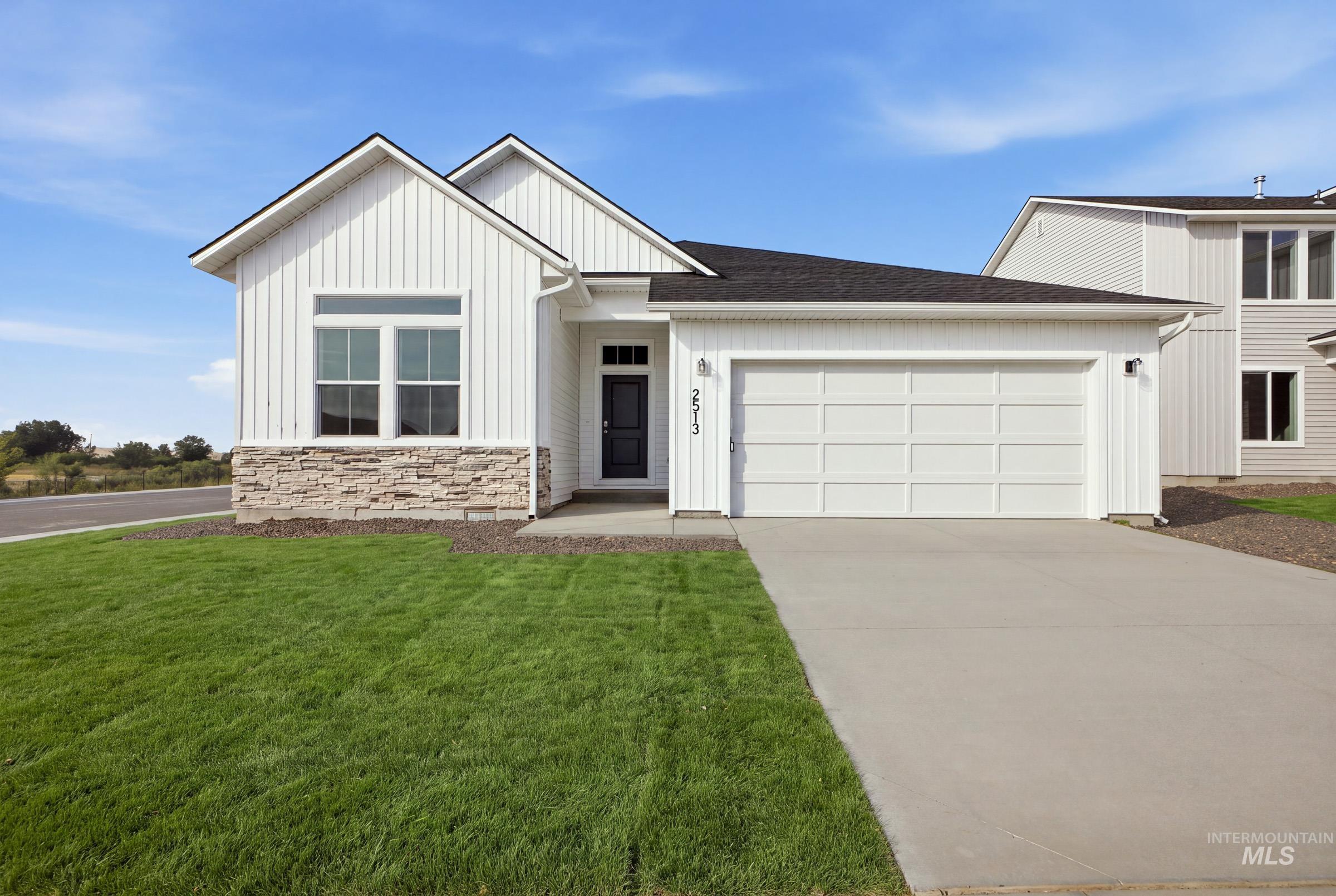 2513 W Tar Sands Dr Property Photo 1