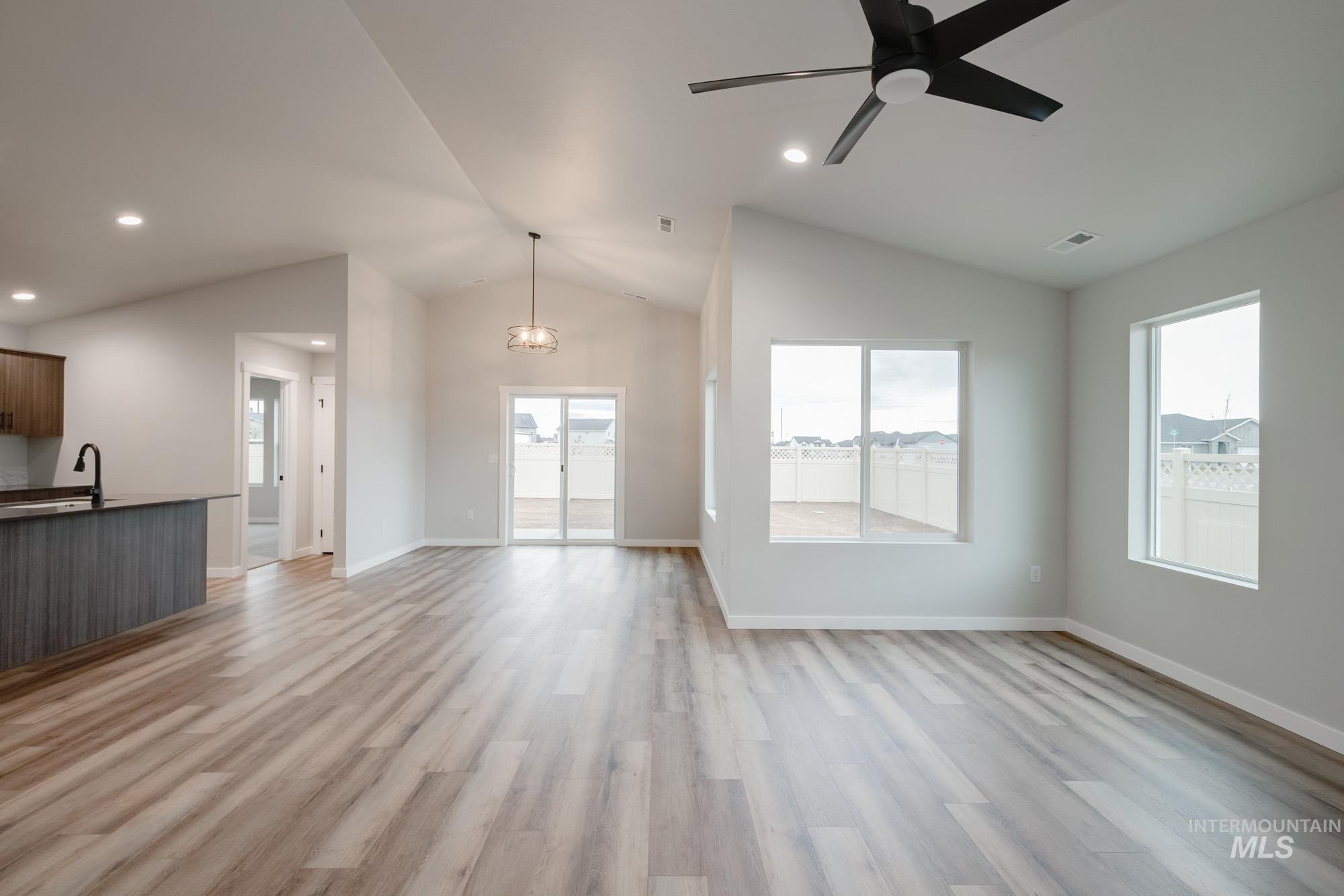 2513 W Tar Sands Dr Property Photo 10