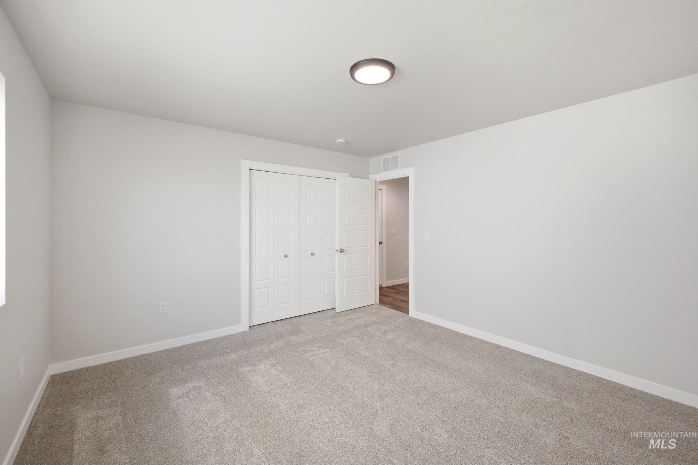 2513 W Tar Sands Dr Property Photo 17