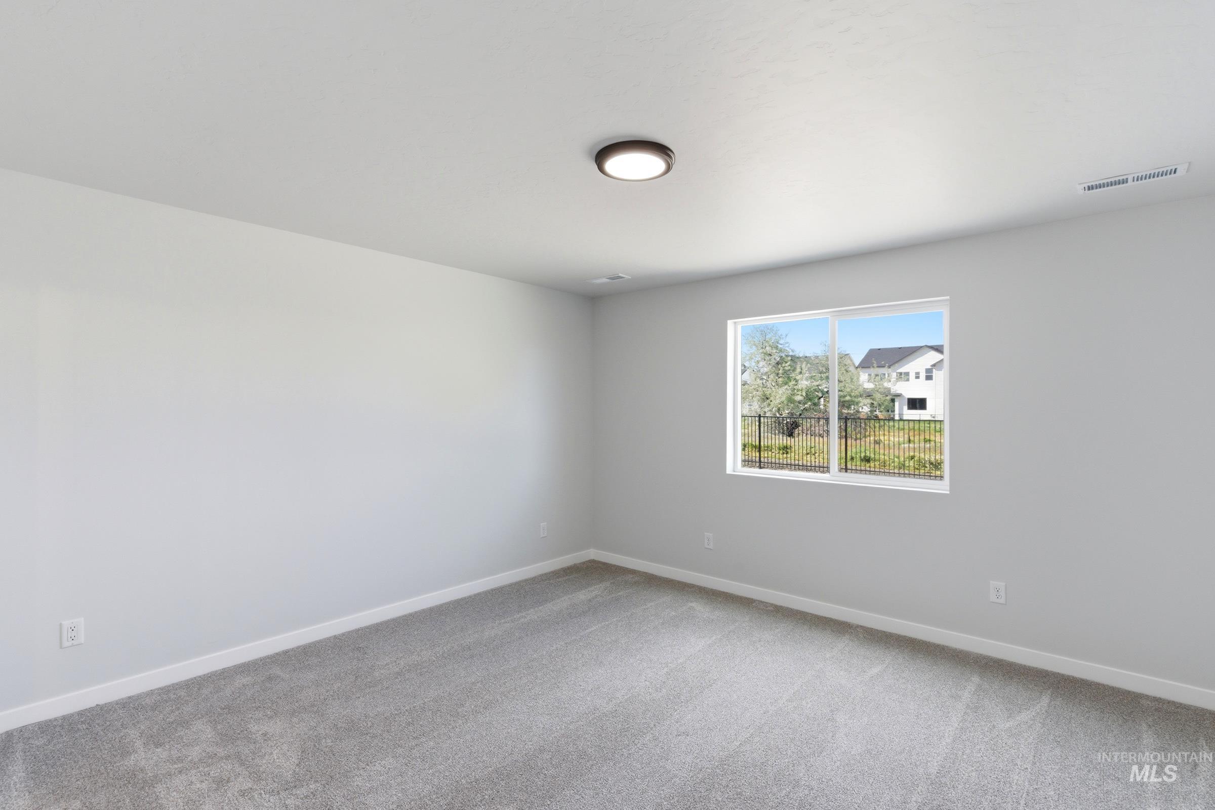 1314 N Coltsfoot Ave Property Photo 19