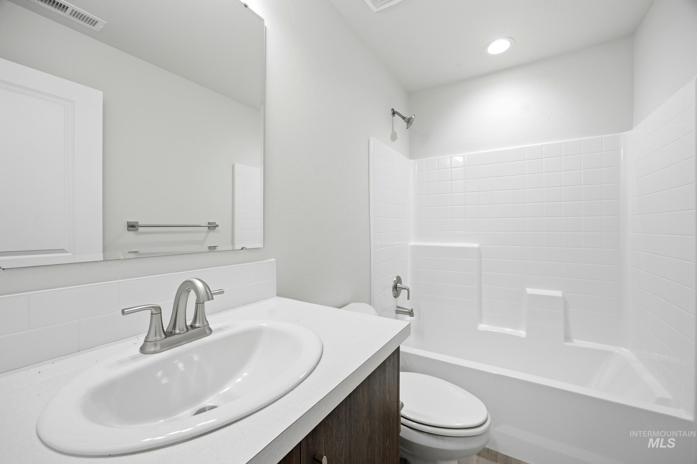 74 N Tideberry Ave Property Photo 18