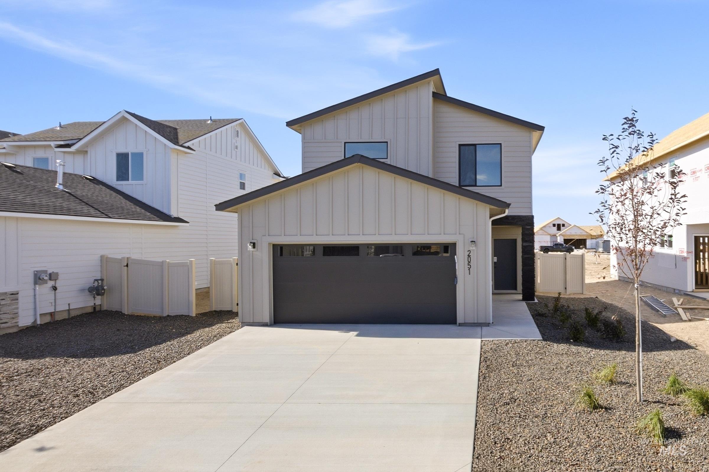2051 S Summerson Way Property Photo 1
