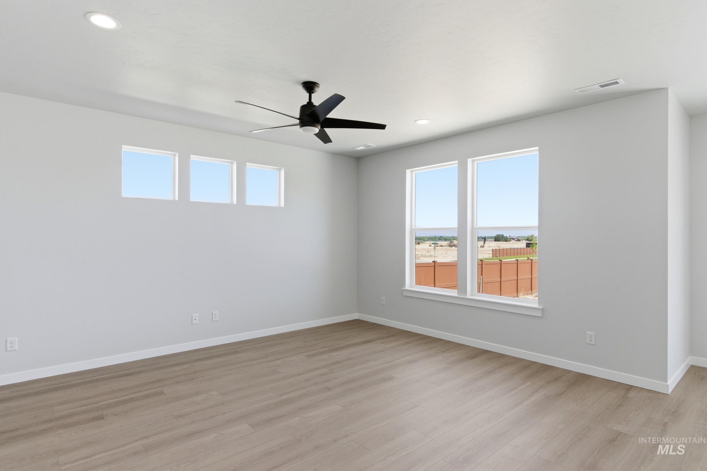2063 S Summerson Way Property Photo 10