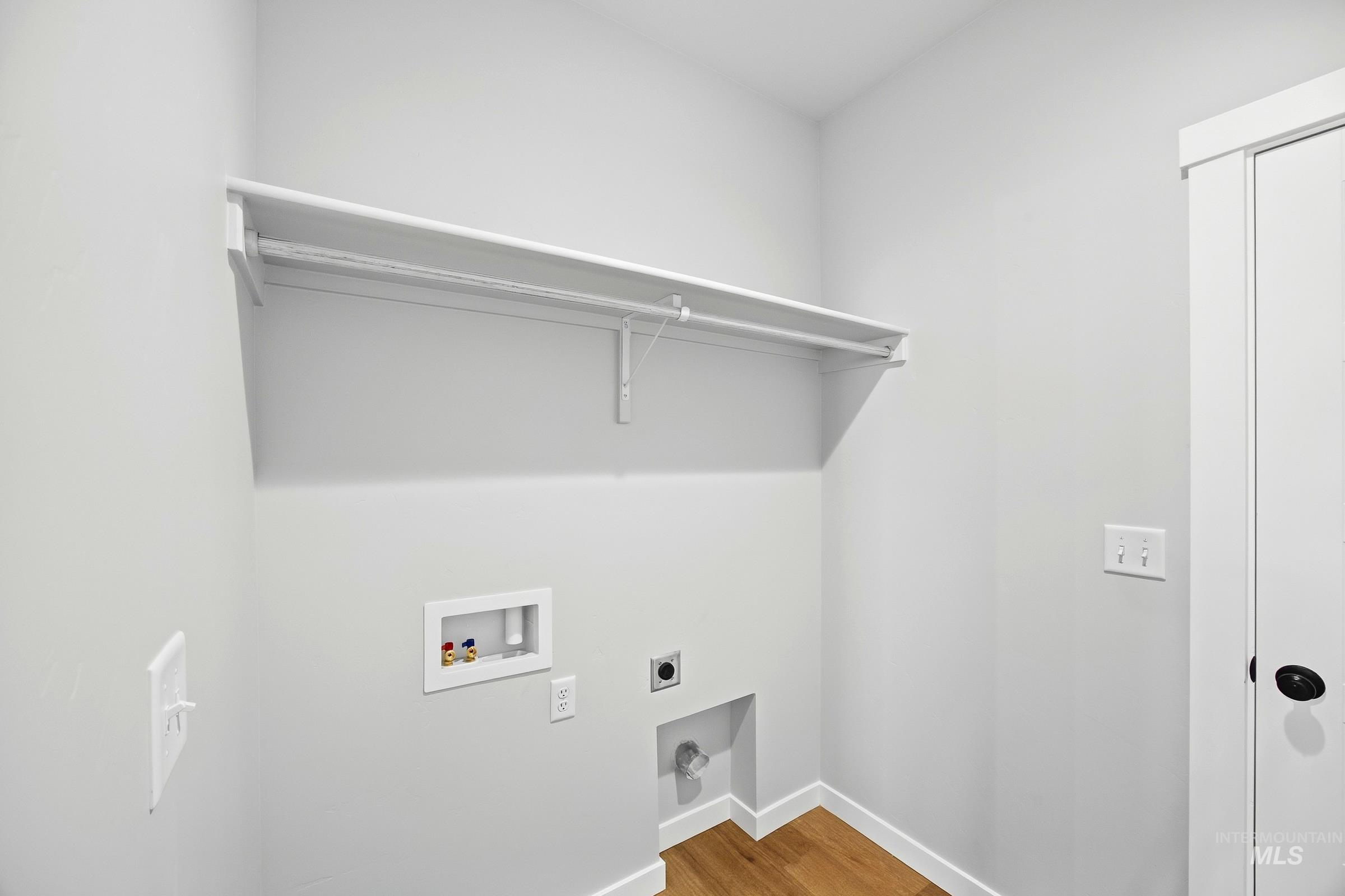 2063 S Summerson Way Property Photo 11