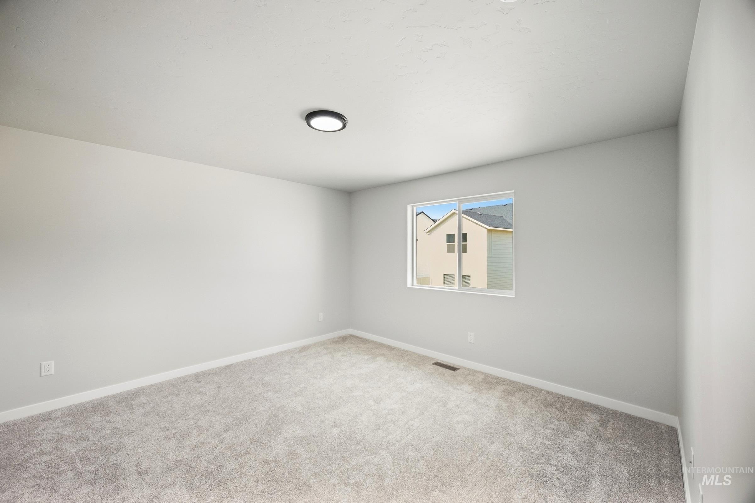 2063 S Summerson Way Property Photo 14