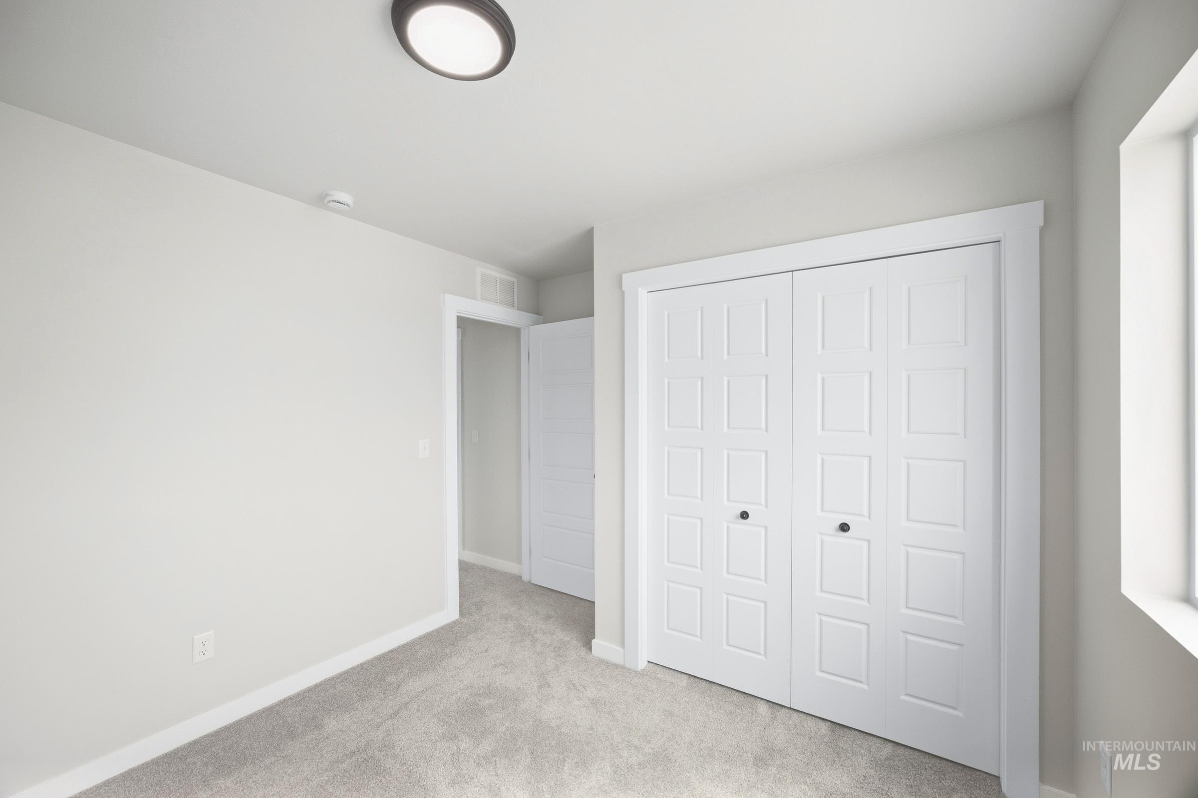 2063 S Summerson Way Property Photo 19