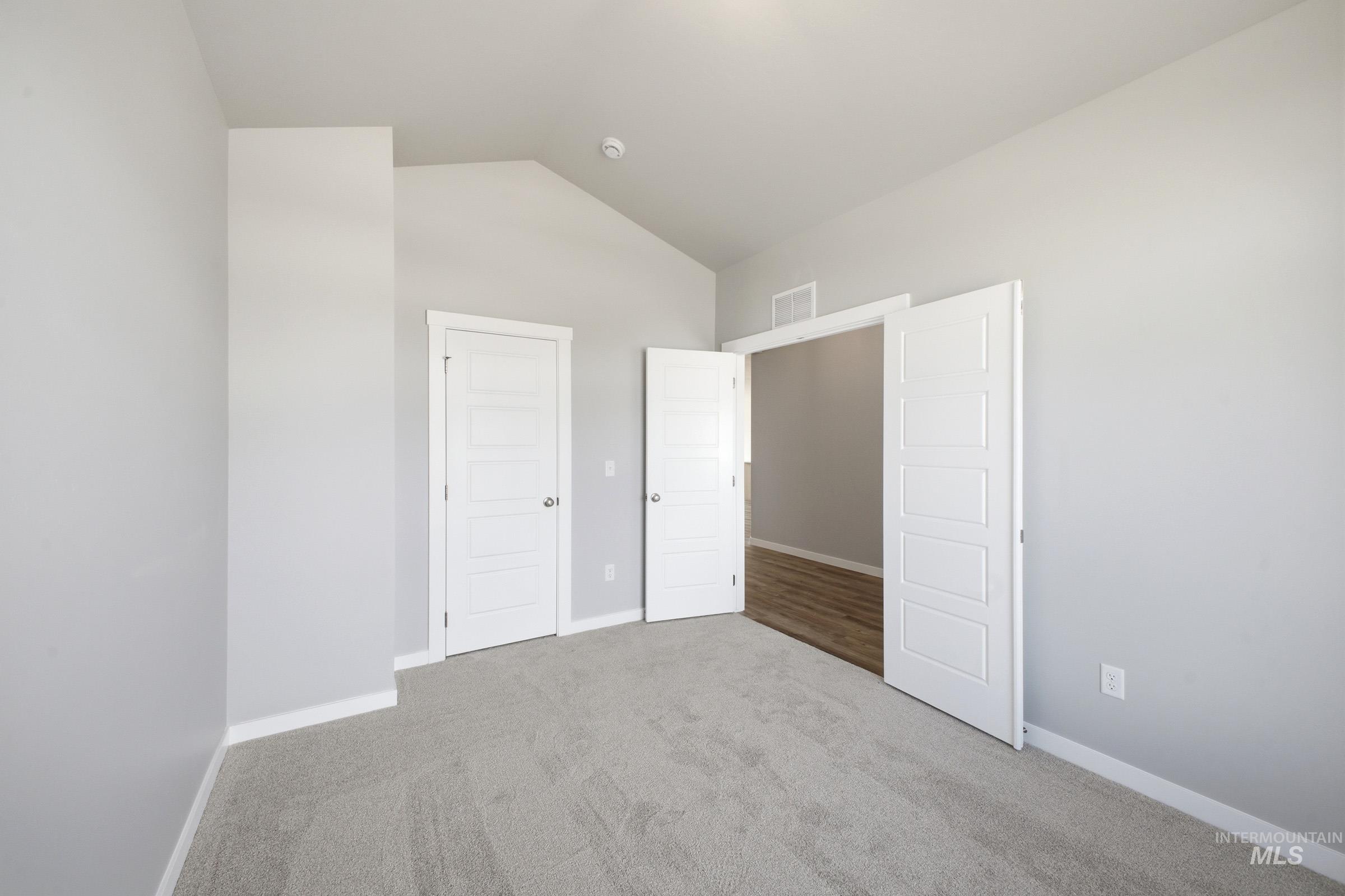 5501 S Edgecomb Way Property Photo 12