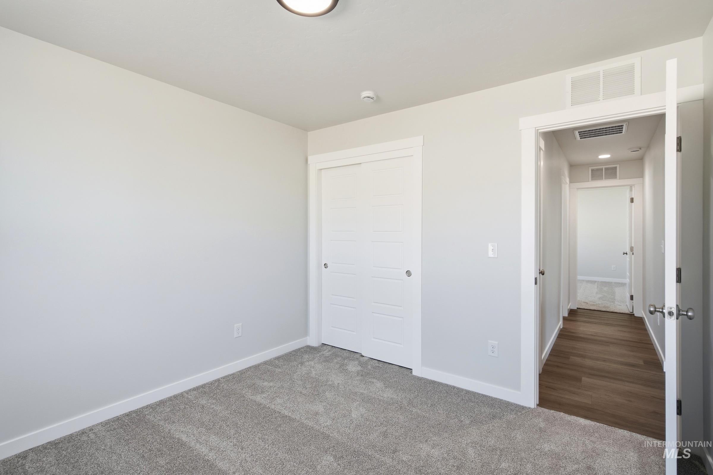 5501 S Edgecomb Way Property Photo 16