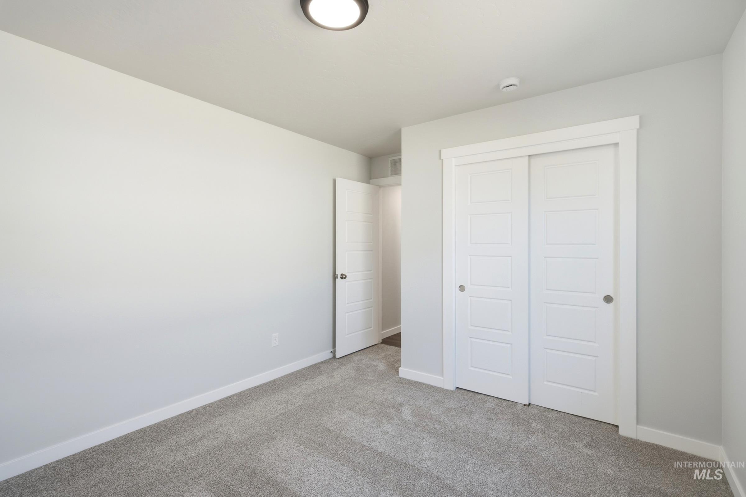 5501 S Edgecomb Way Property Photo 18