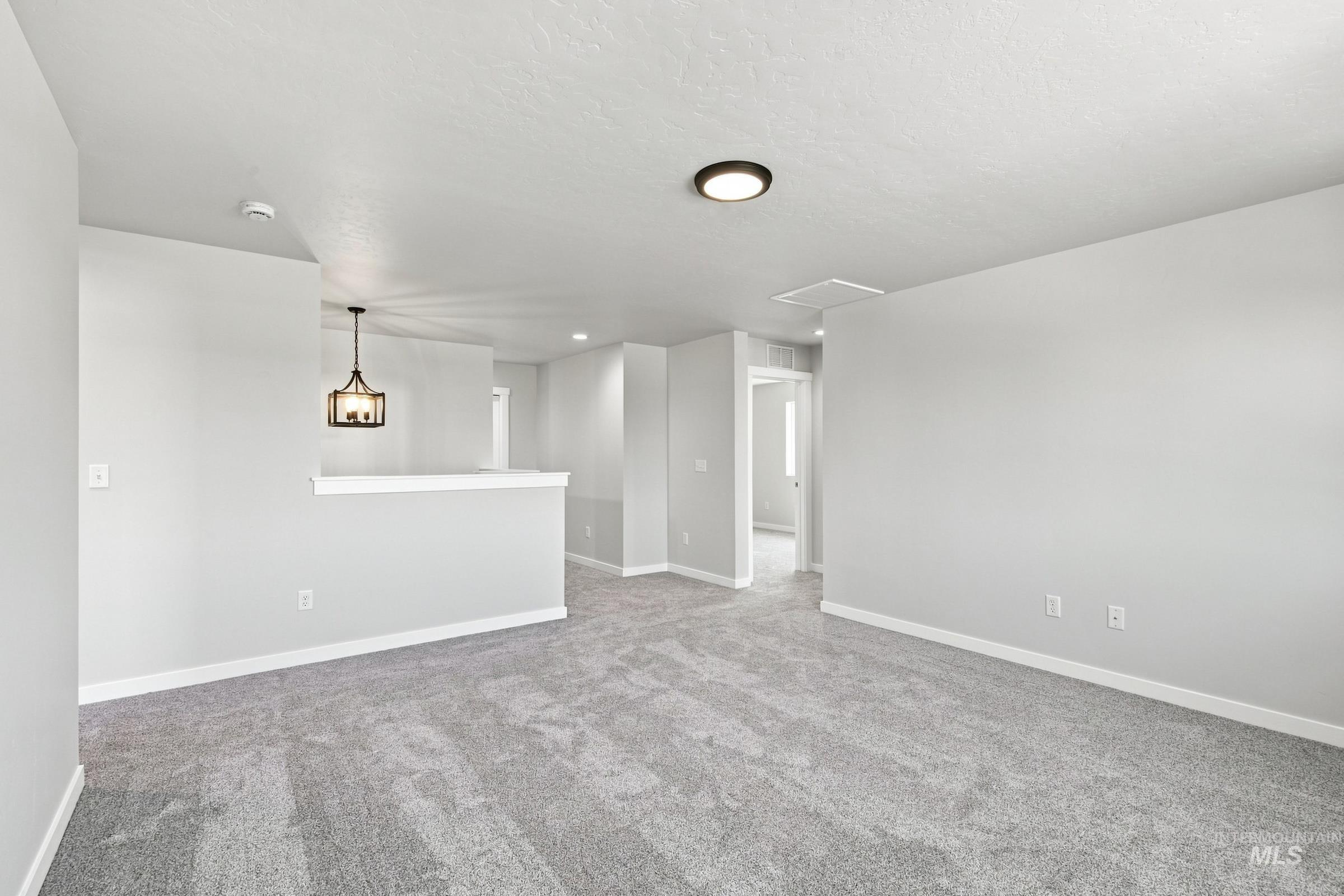 15364 Patriot Ave Property Photo 18