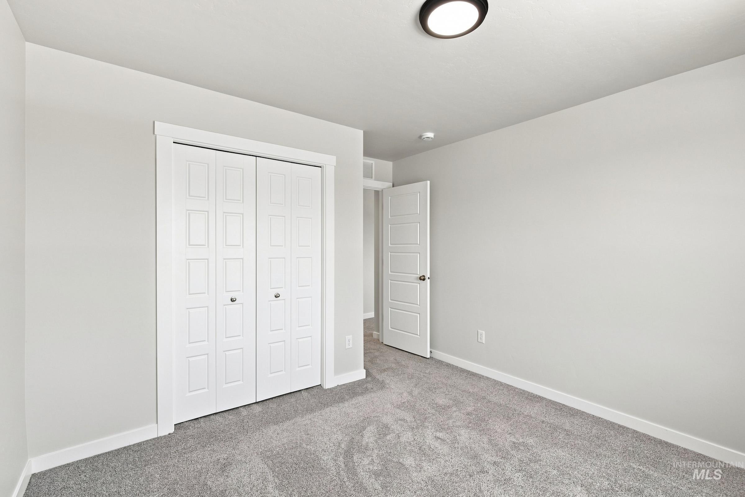 15364 Patriot Ave Property Photo 24